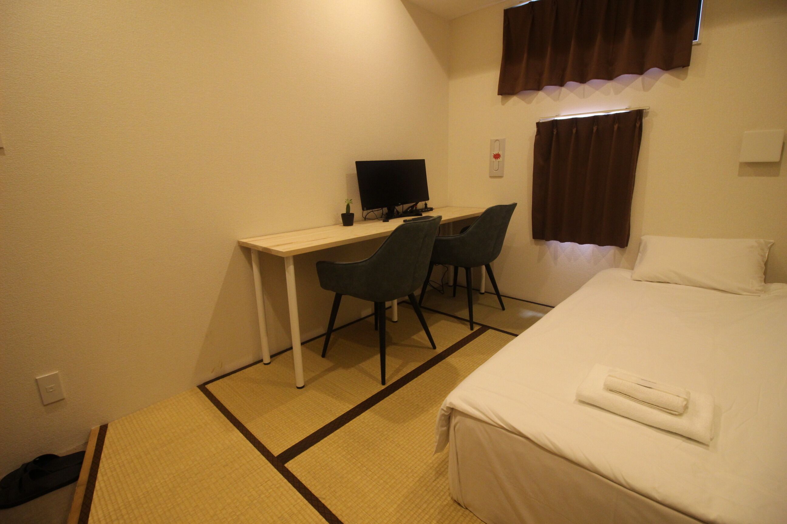Hotel Hangout - Hostel 2*