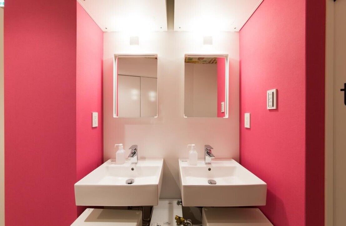 Hotel Hangout - Hostel 2*