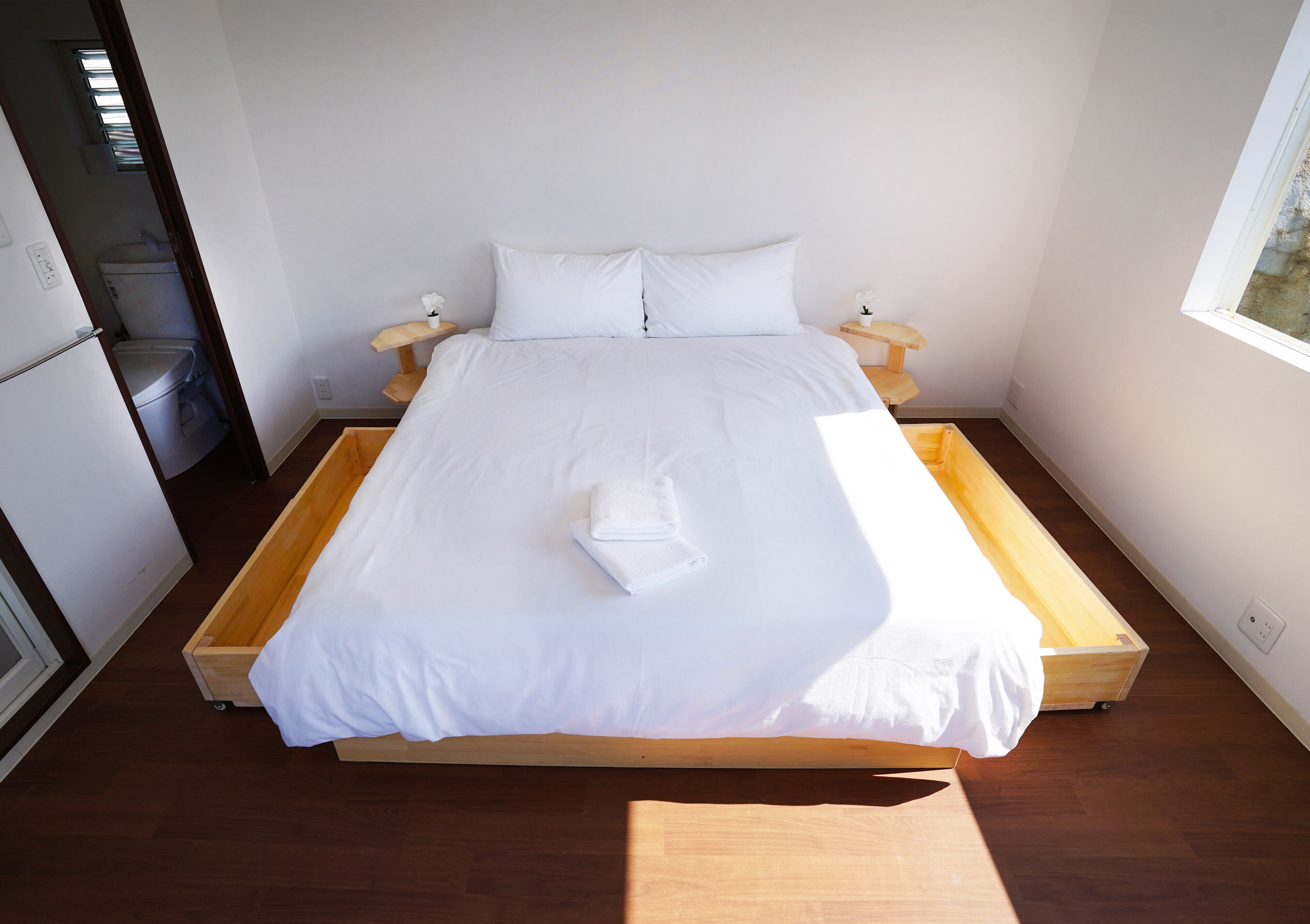Casablanca Pool House 0*
