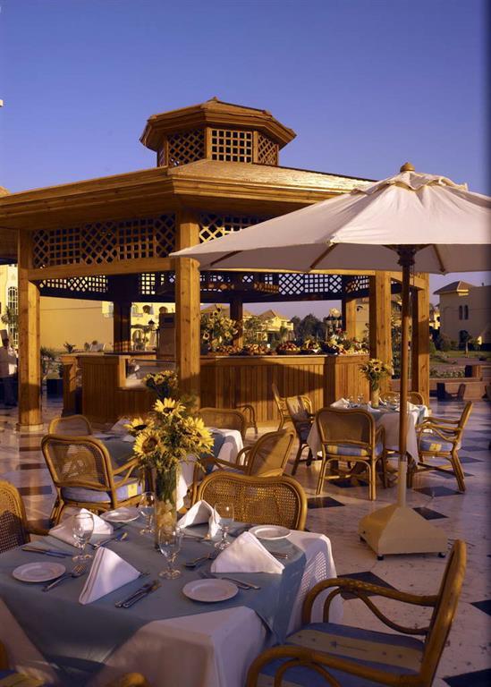 Movenpick Hotel Cairo - Media City 5*