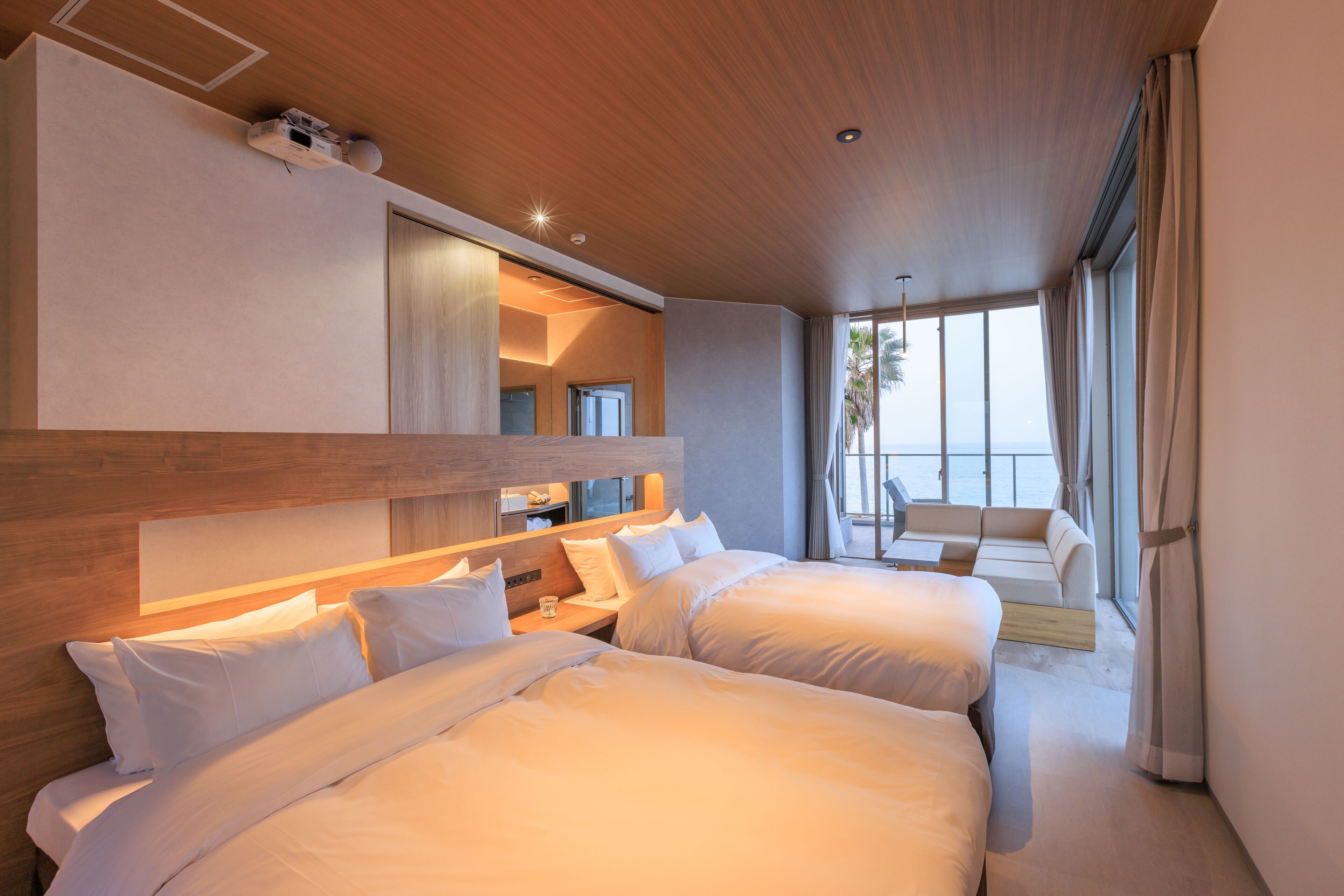 ALBAHOTELANDGLAMPING 3*