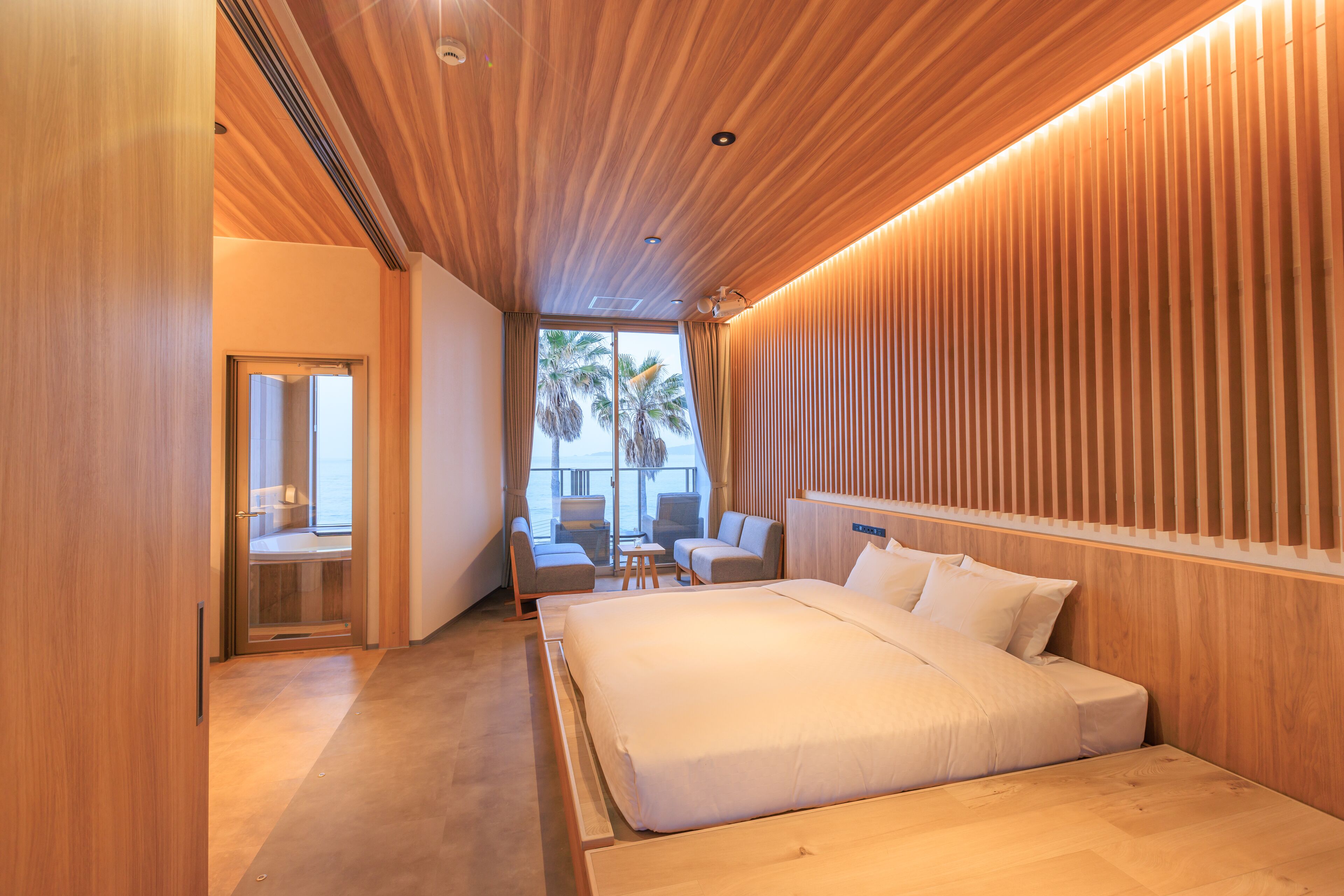 ALBAHOTELANDGLAMPING 3*