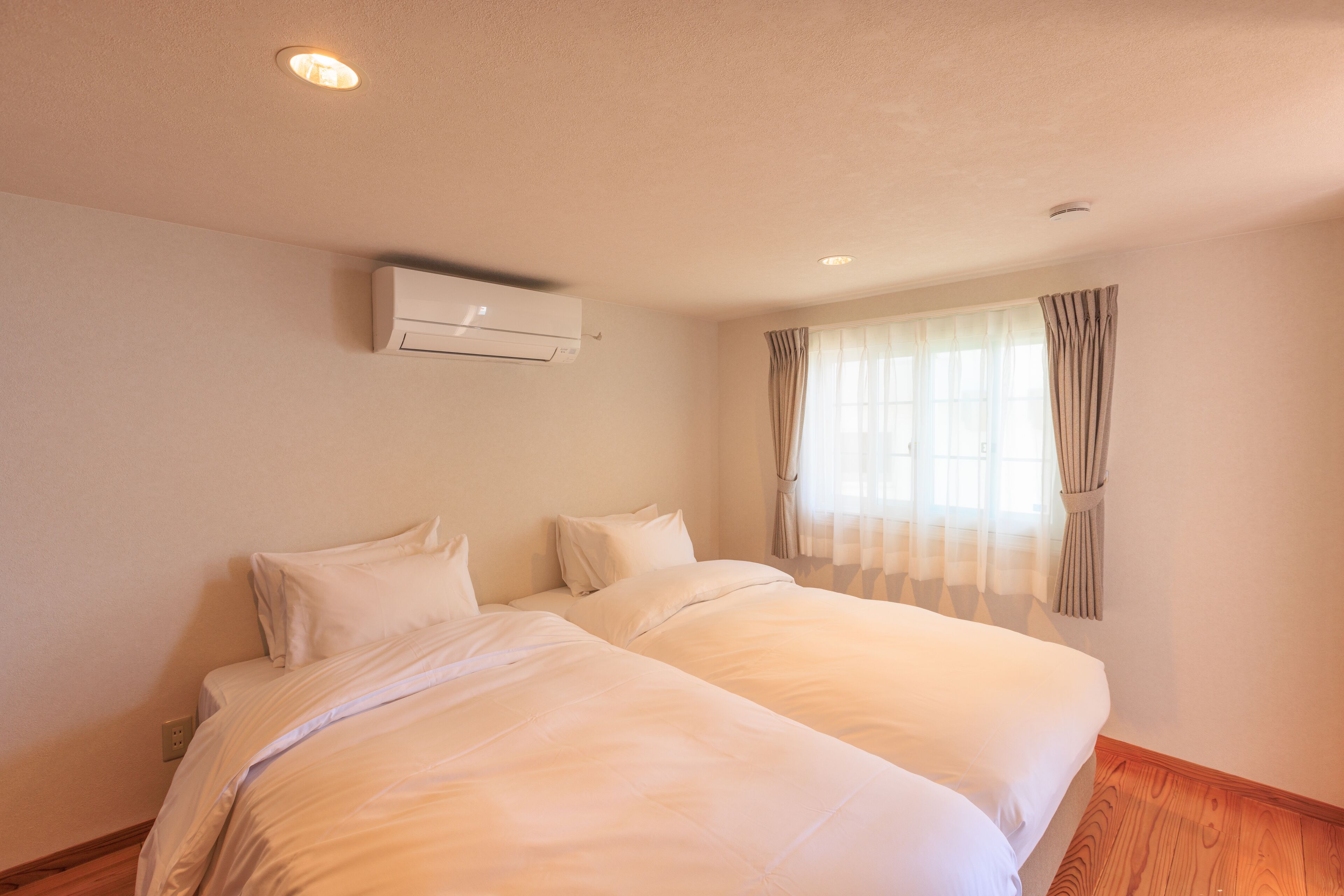ALBAHOTELANDGLAMPING 3*