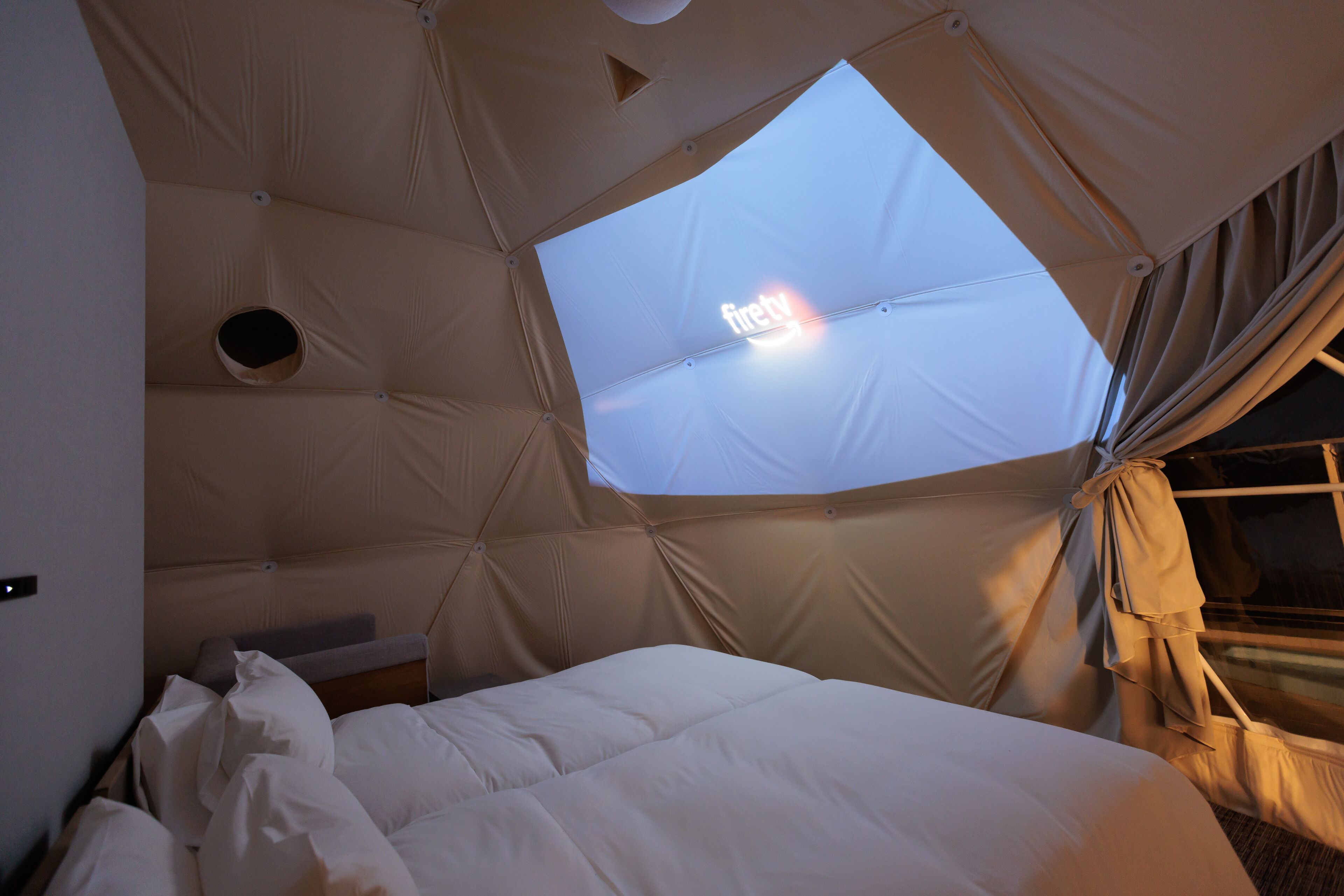 ALBAHOTELANDGLAMPING 3*