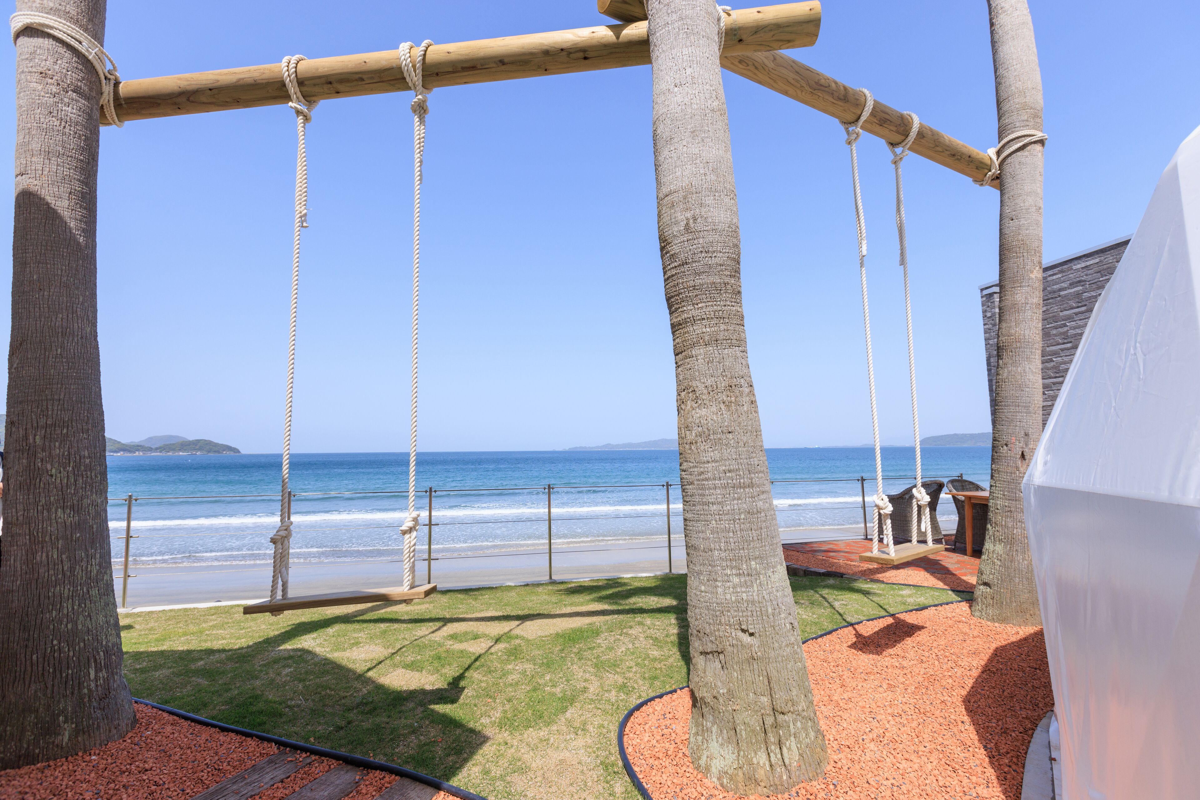 ALBAHOTELANDGLAMPING 3*