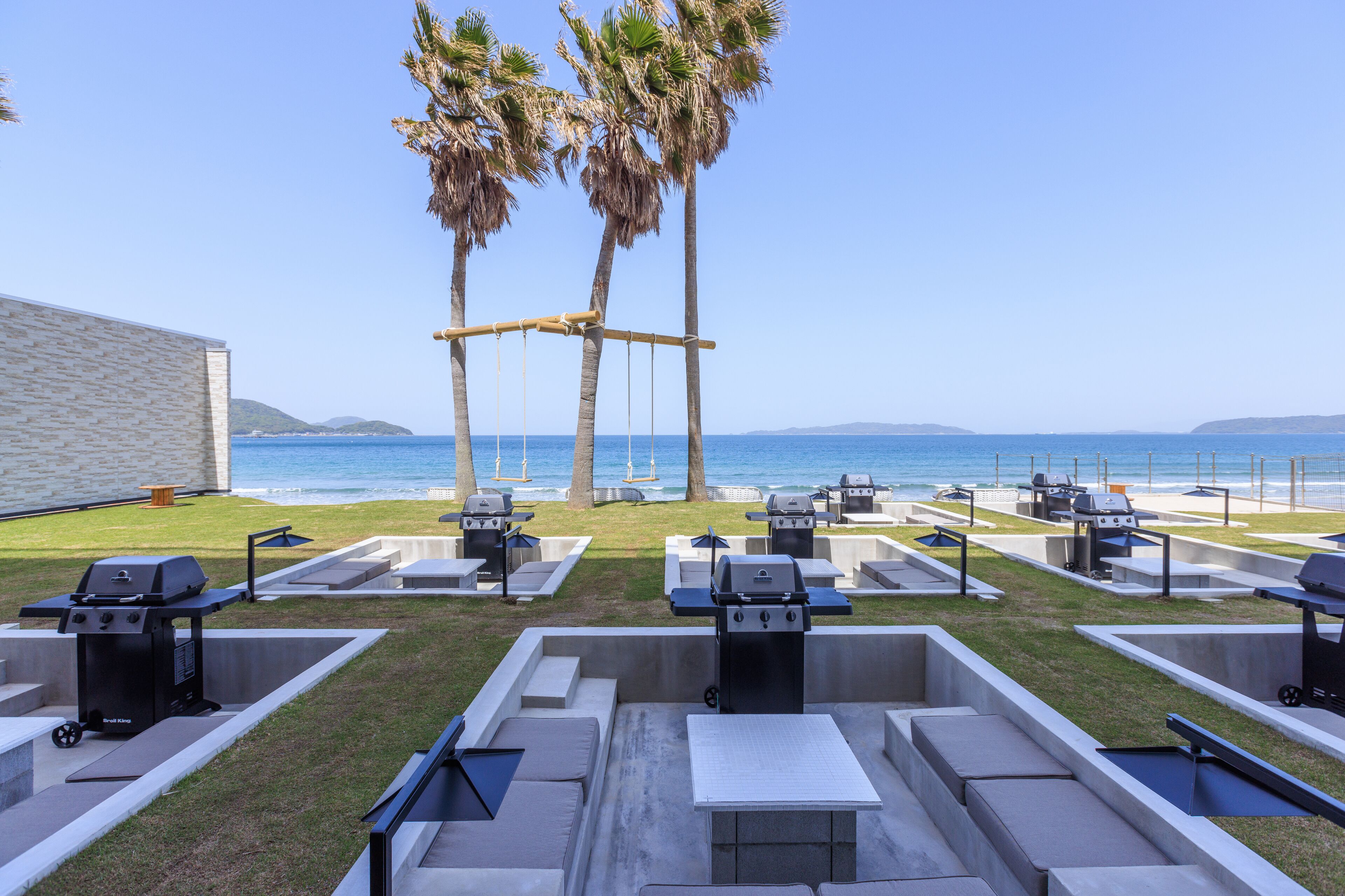 ALBAHOTELANDGLAMPING 3*