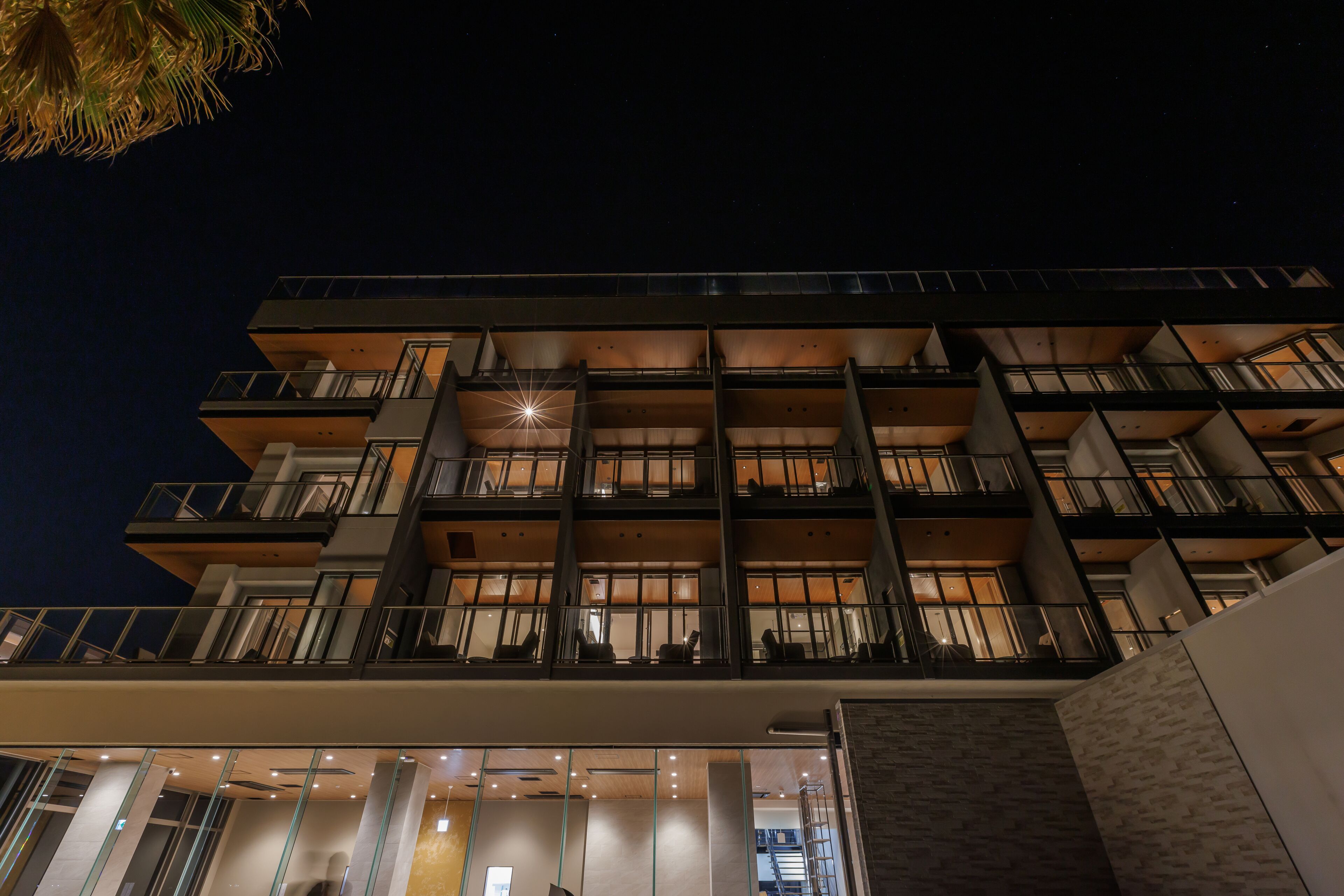 ALBAHOTELANDGLAMPING 3*