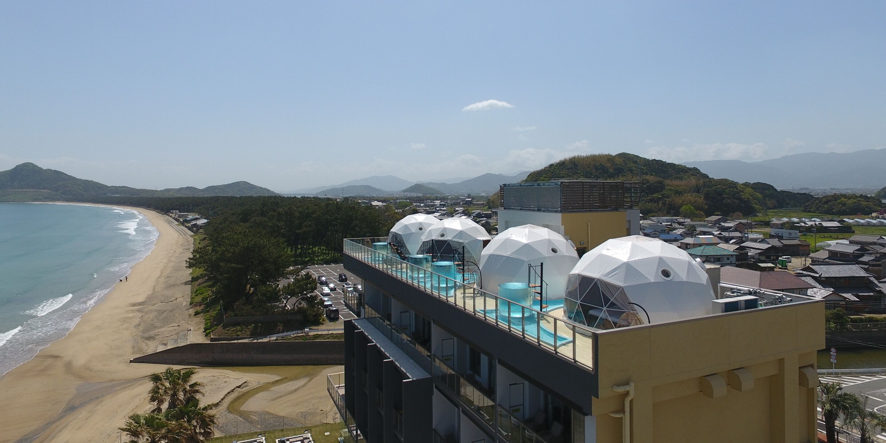 ALBAHOTELANDGLAMPING 3*