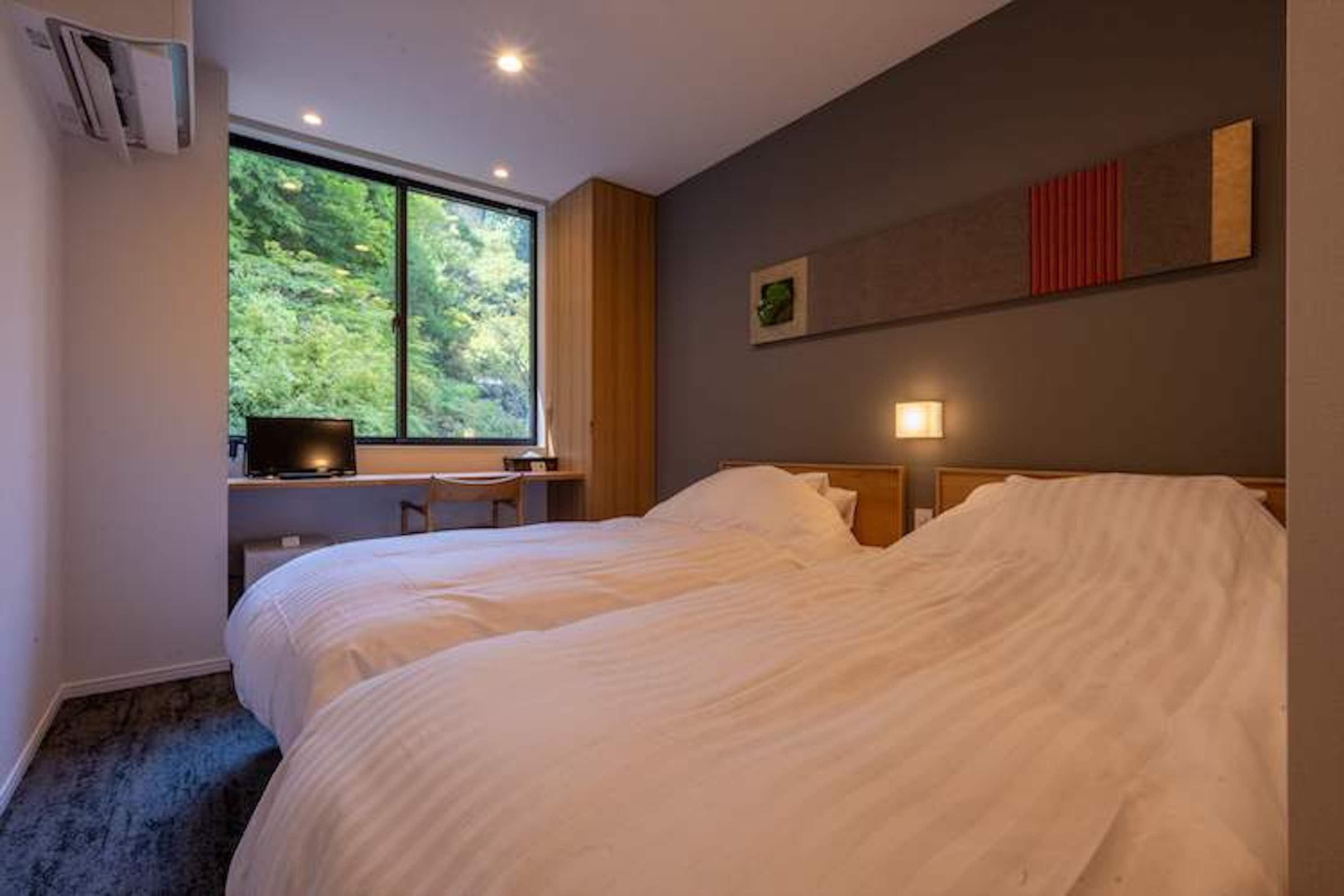 besshoonsen midoriya 4*