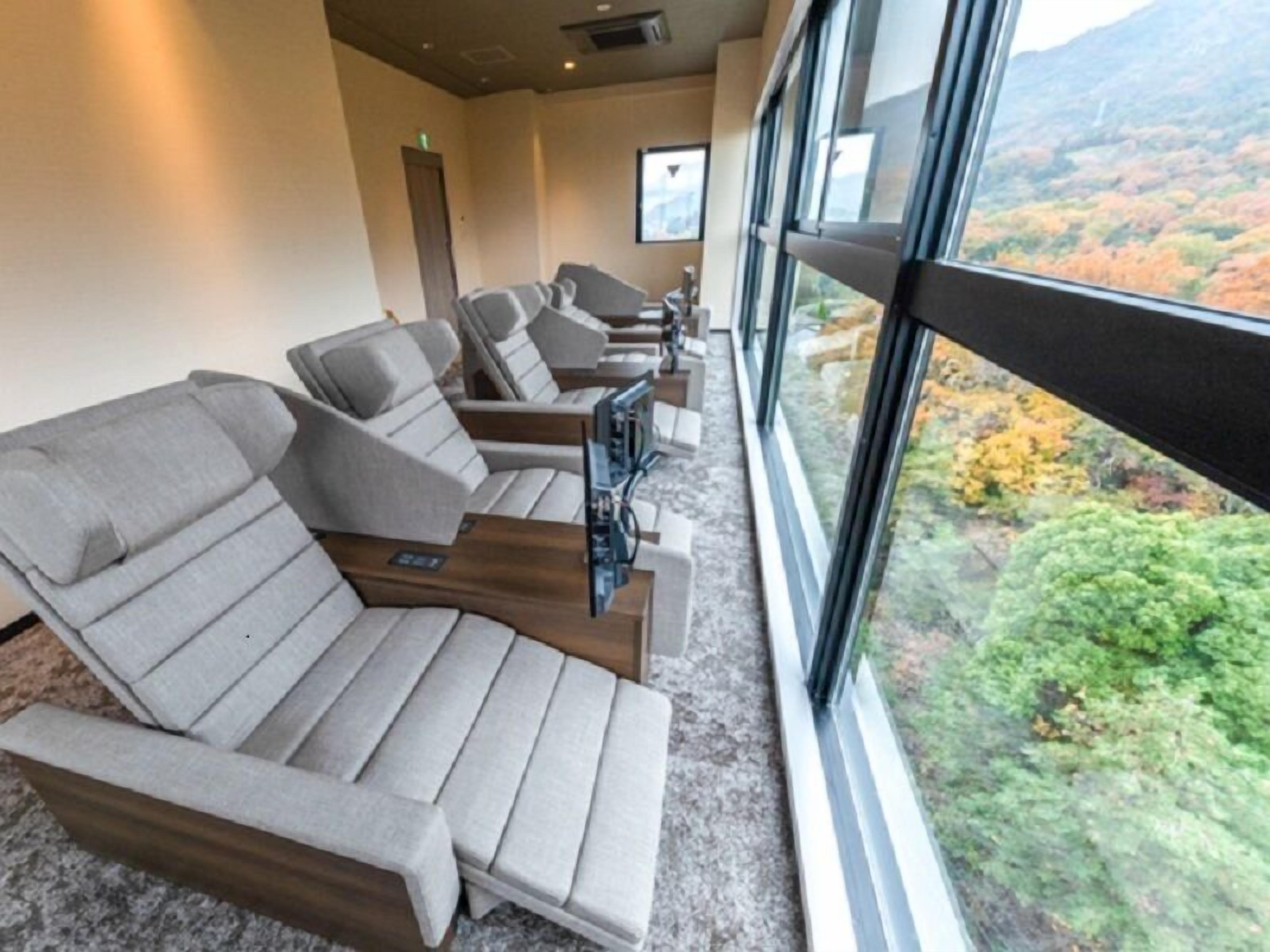Livemax Resort Miyahama Onsen-ocean 2*