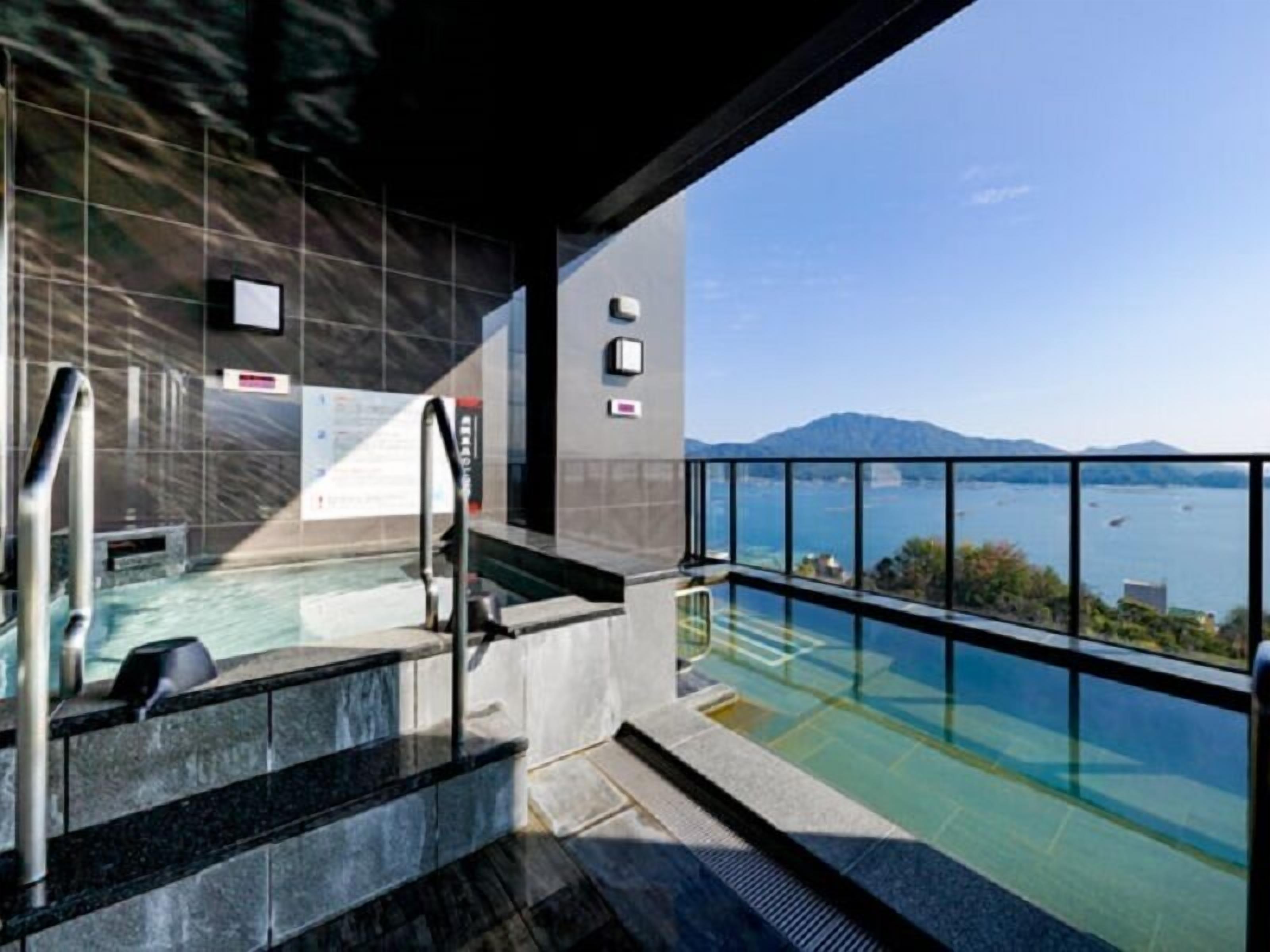Livemax Resort Miyahama Onsen-ocean 2*