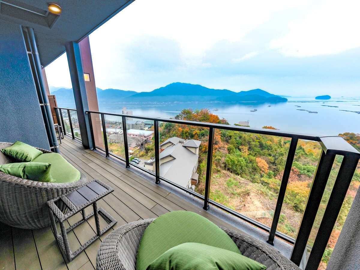 Livemax Resort Miyahama Onsen-ocean 2*
