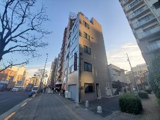 Near Ikebukuro, Tokyo , 2-min Walk to Nishi-Sugamo Station , Entire Place , Up to 4 Guests 0*