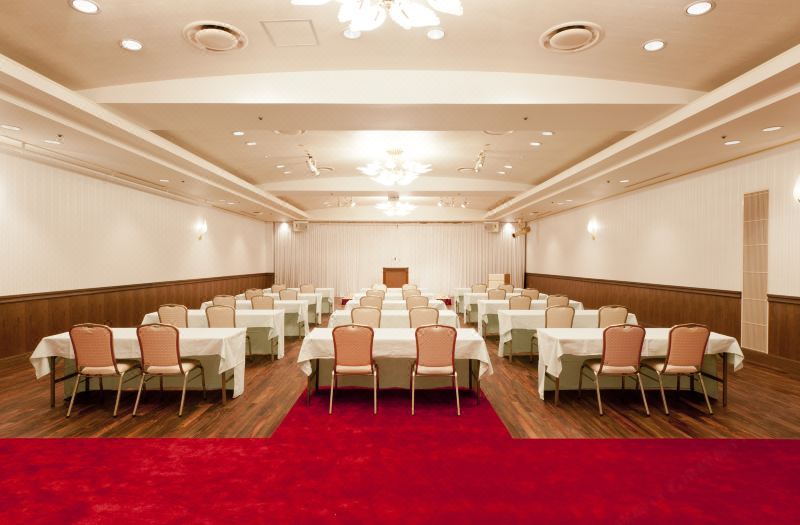ROYAL PINES HOTEL YONEZAWA 3*