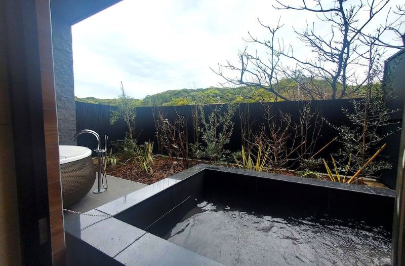 FIVE SPRING RESORT THE SHIRAHAMA 4*