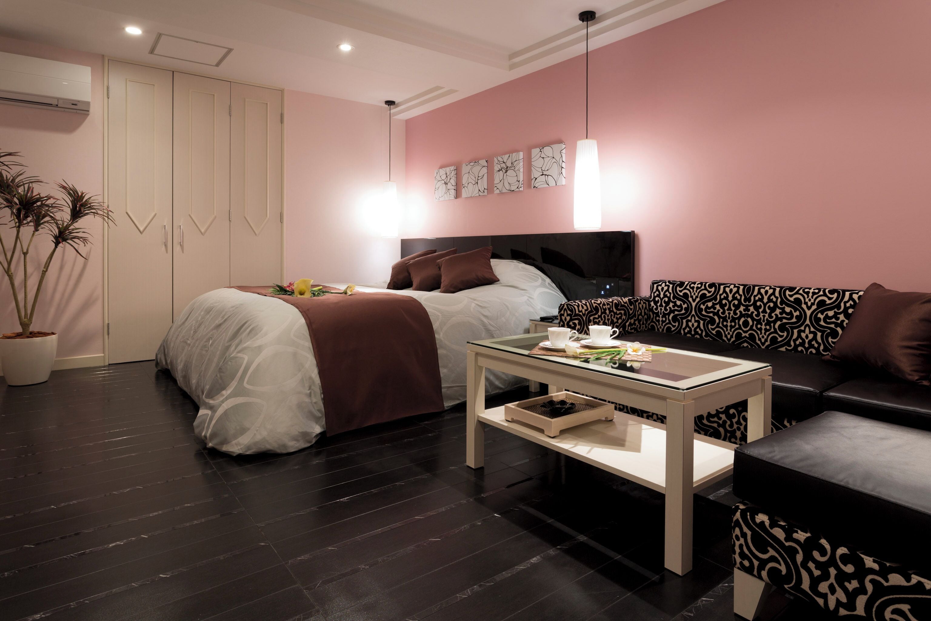 HOTELCHIC 3*
