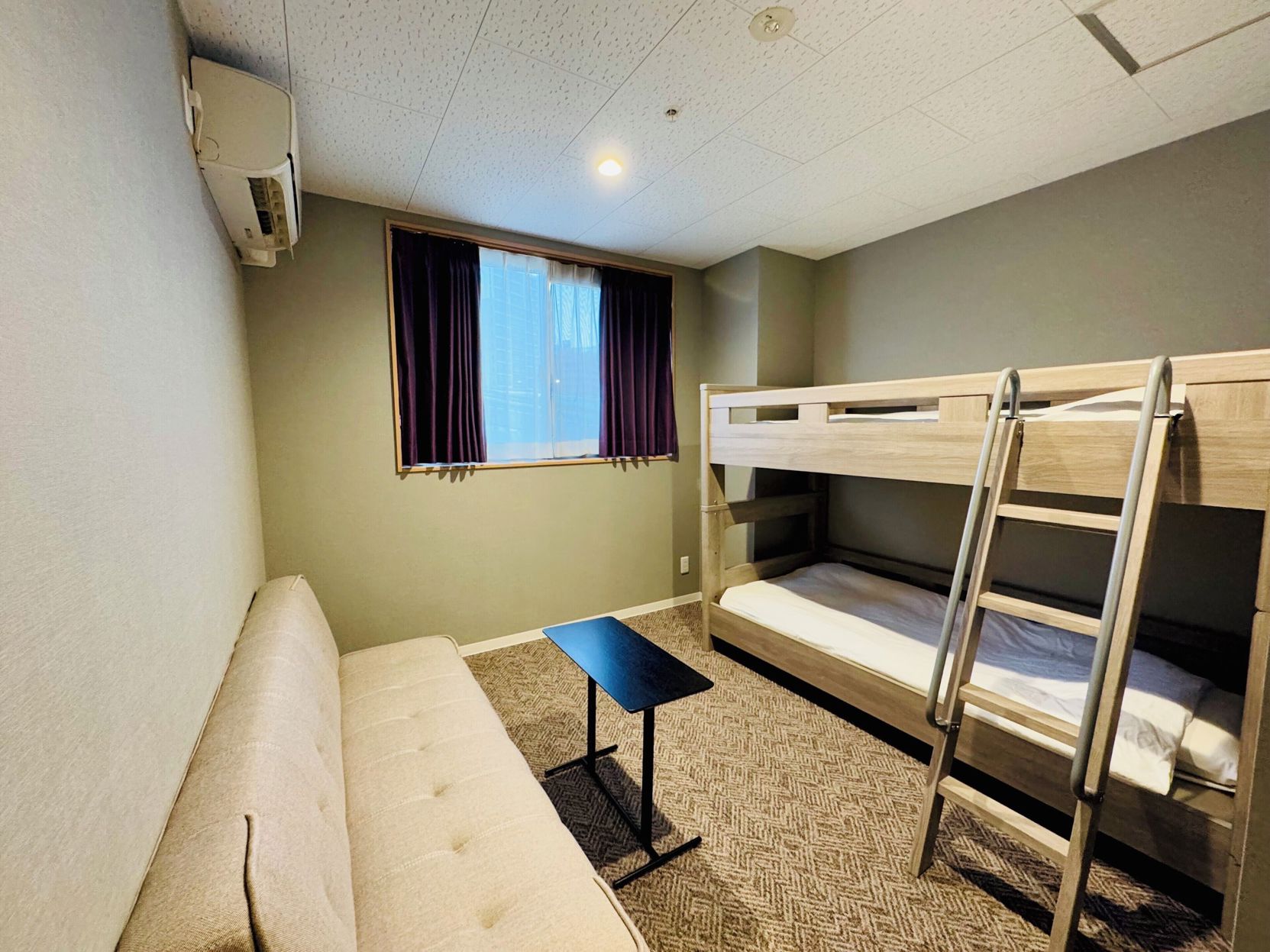 BANDE HOTEL in NAMBA 2*