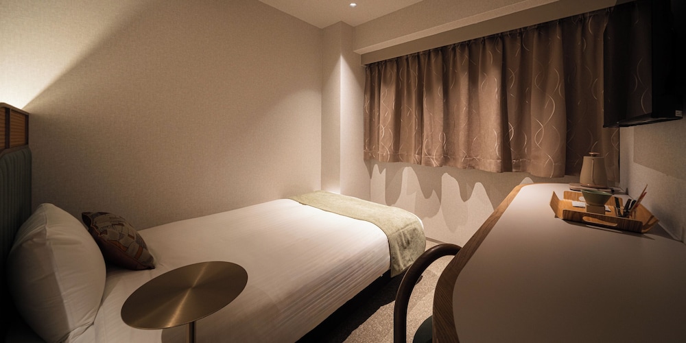 R HOTEL RE.OSAKA NAGAI PARK 2*