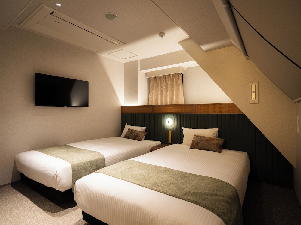 R HOTEL RE.OSAKA NAGAI PARK 2*