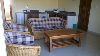 Nightingale Apartments 3*