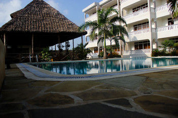 Nightingale Apartments 3*