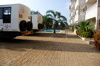 Nightingale Apartments 3*
