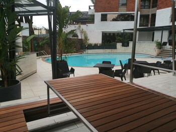 LONGONOT PLACE SUITES - Nairobi, City Centre CBD 0*