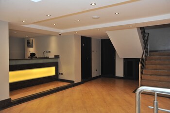 LONGONOT PLACE SUITES - Nairobi, City Centre CBD 0*