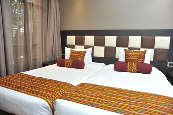 LONGONOT PLACE SUITES - Nairobi, City Centre CBD 0*