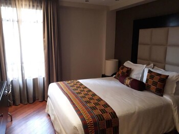 LONGONOT PLACE SUITES - Nairobi, City Centre CBD 0*