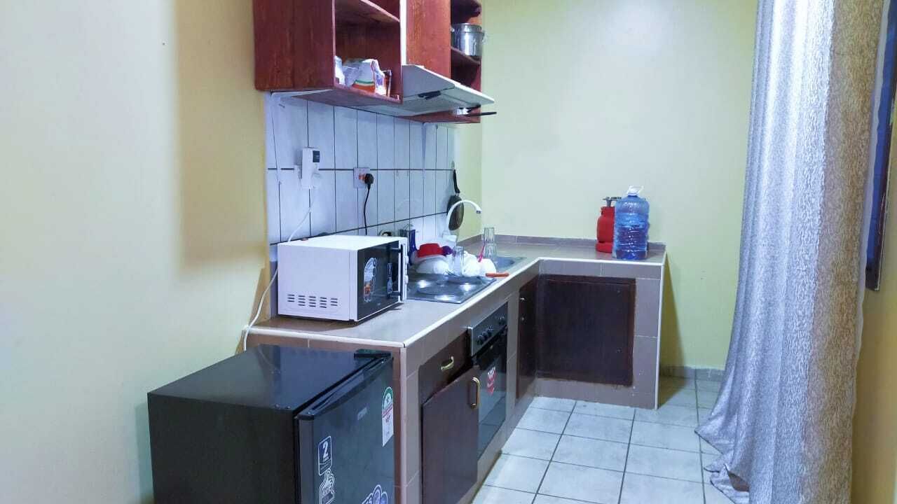 Lux Suites Mtwapa Holiday Home 0*