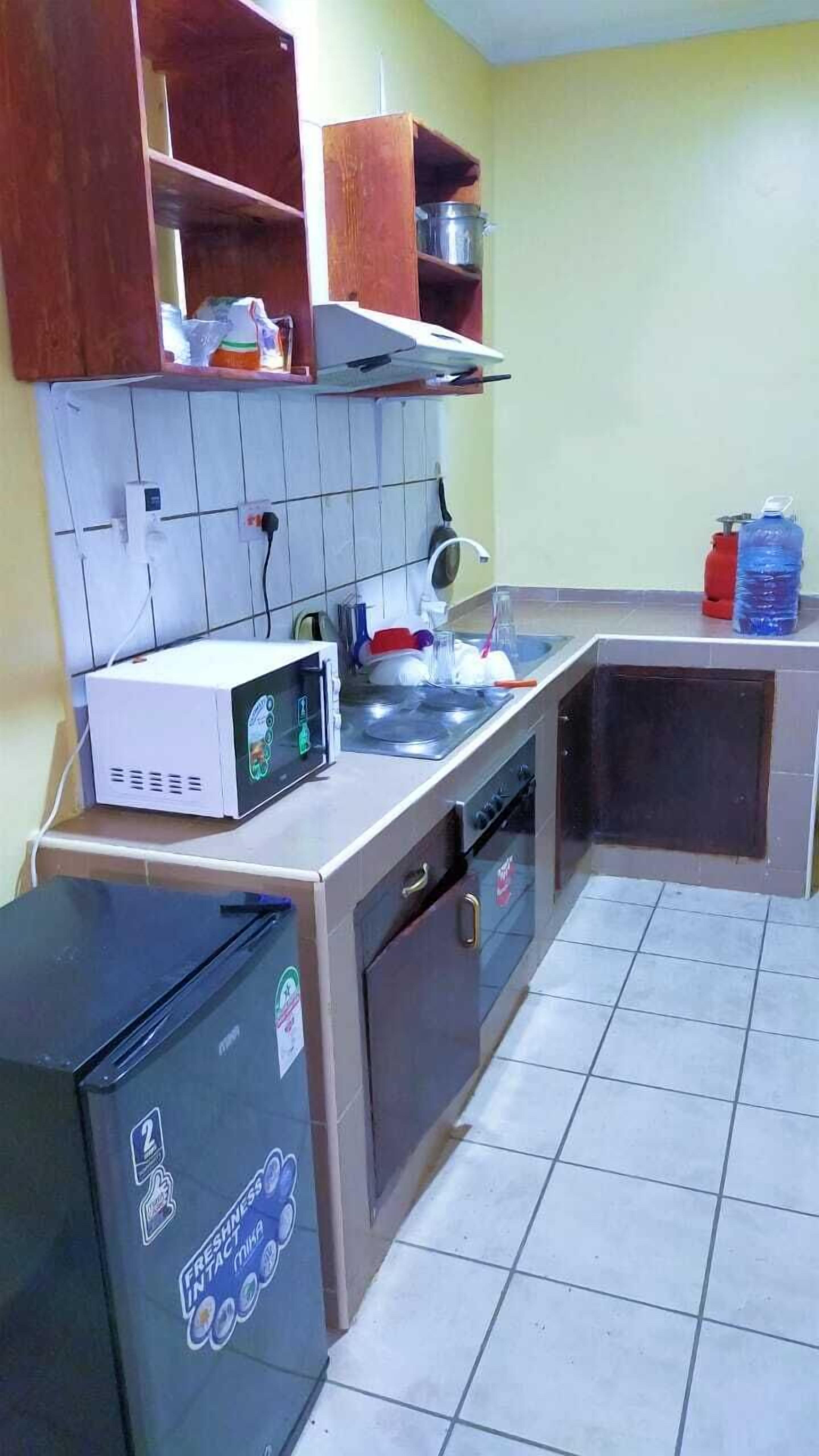 Lux Suites Mtwapa Holiday Home 0*