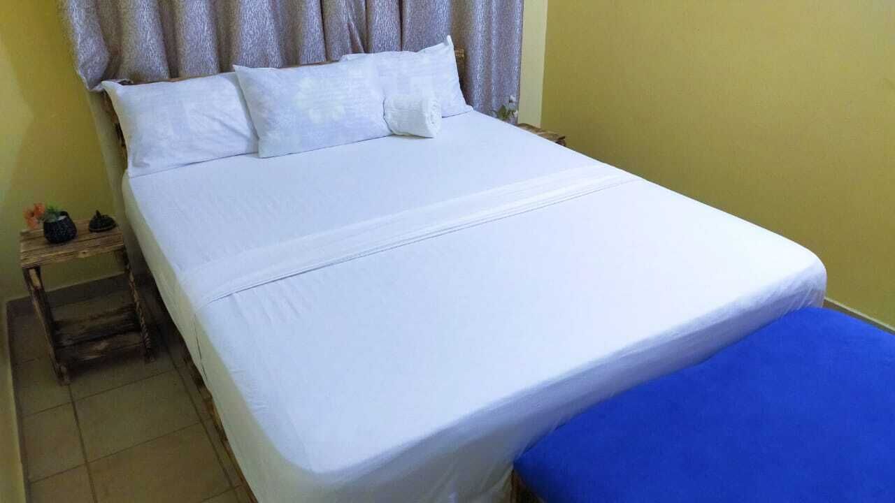 Lux Suites Mtwapa Holiday Home 0*