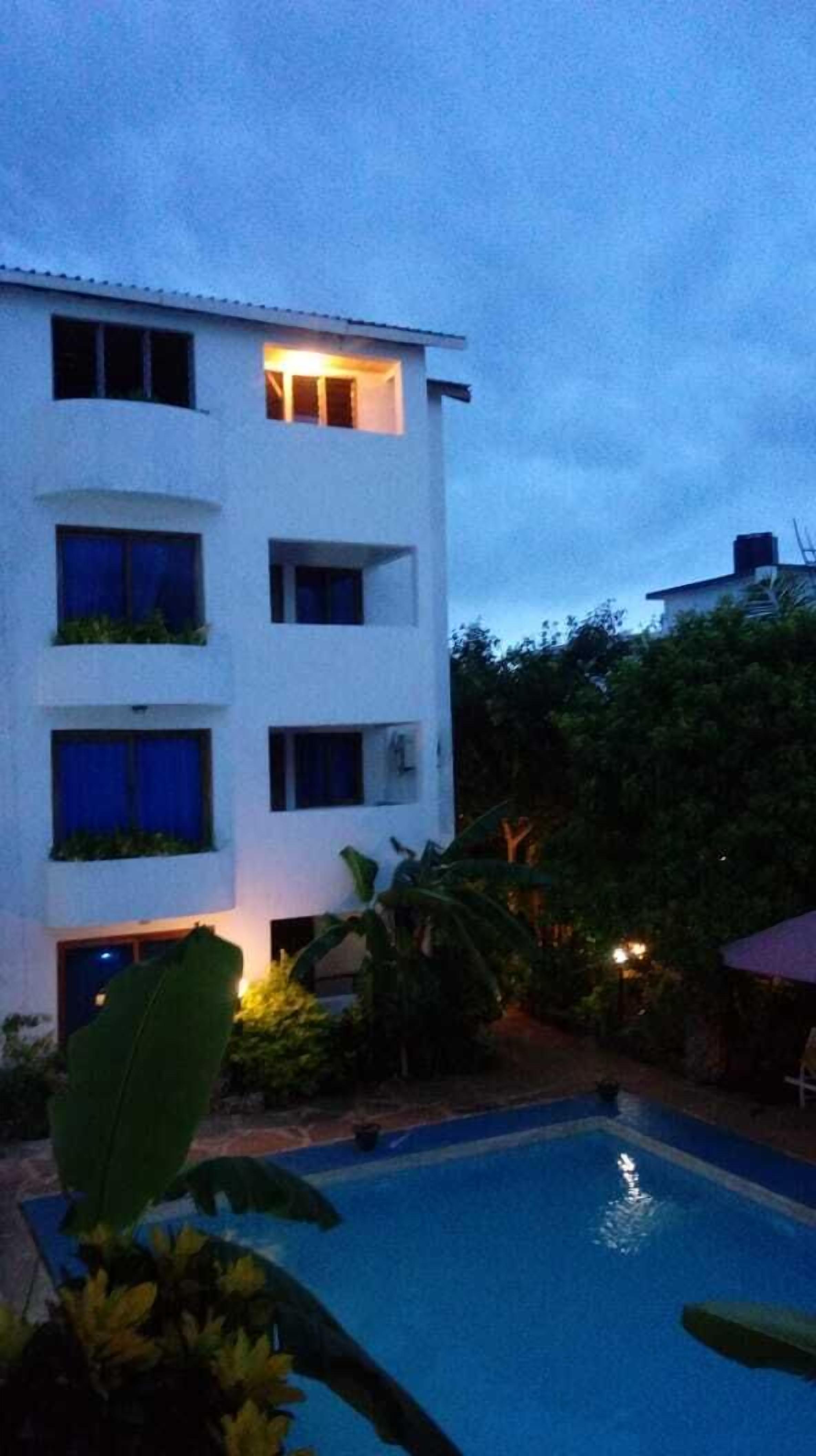Rock Galana Holiday Apartments 3*