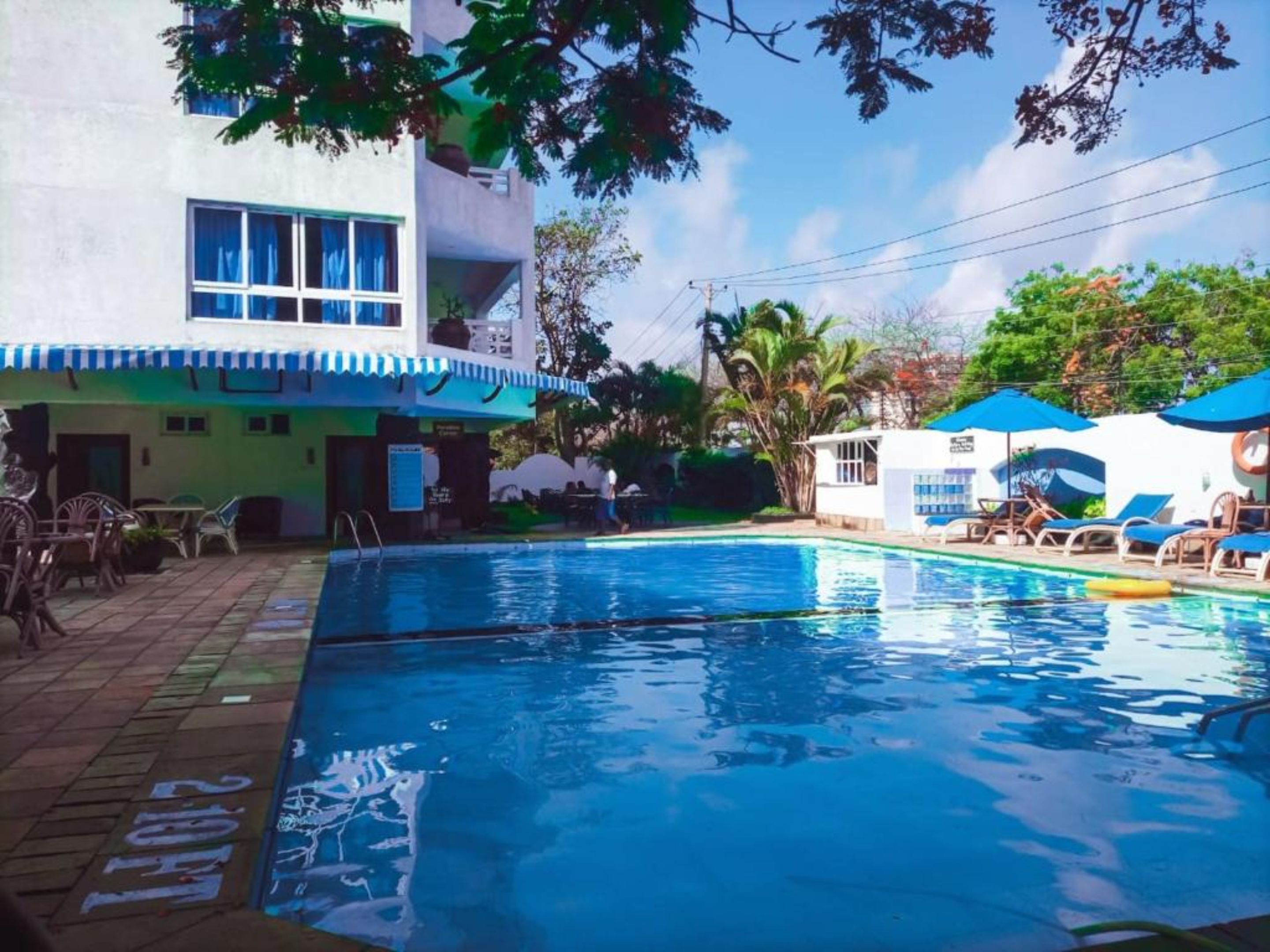 Sunrise Resort Apartments & Spa 4*