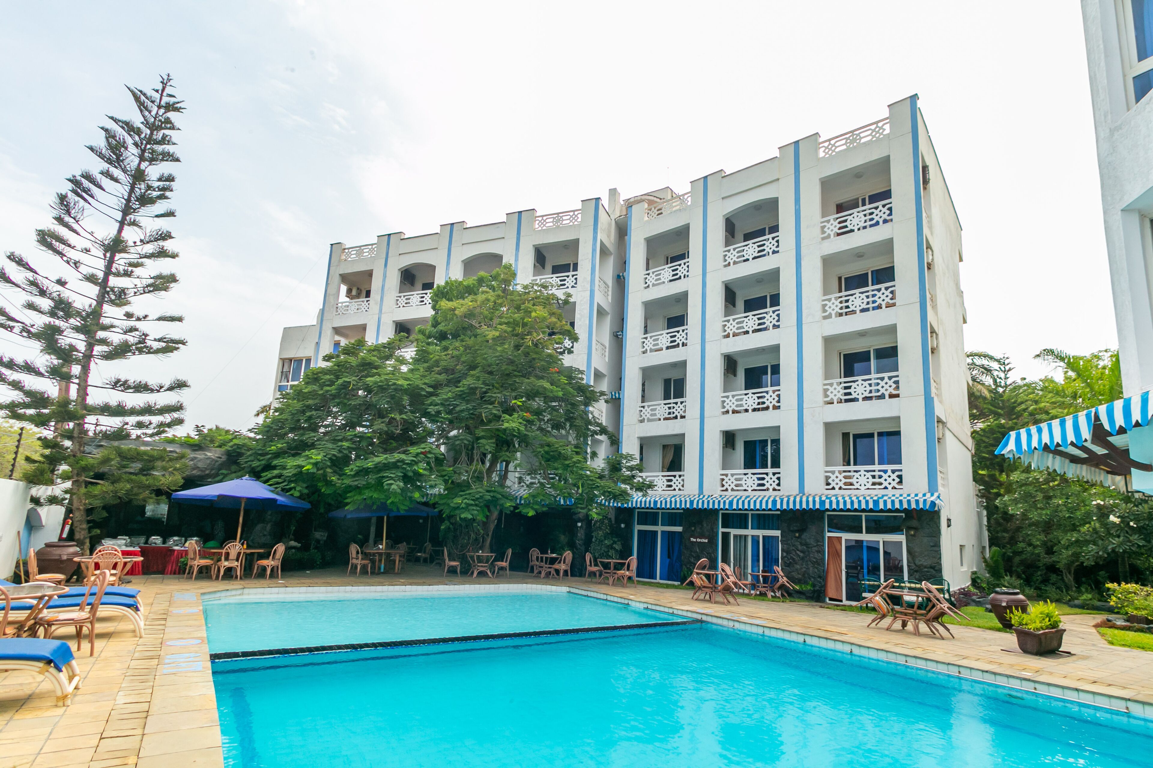 Sunrise Resort Apartments & Spa 4*
