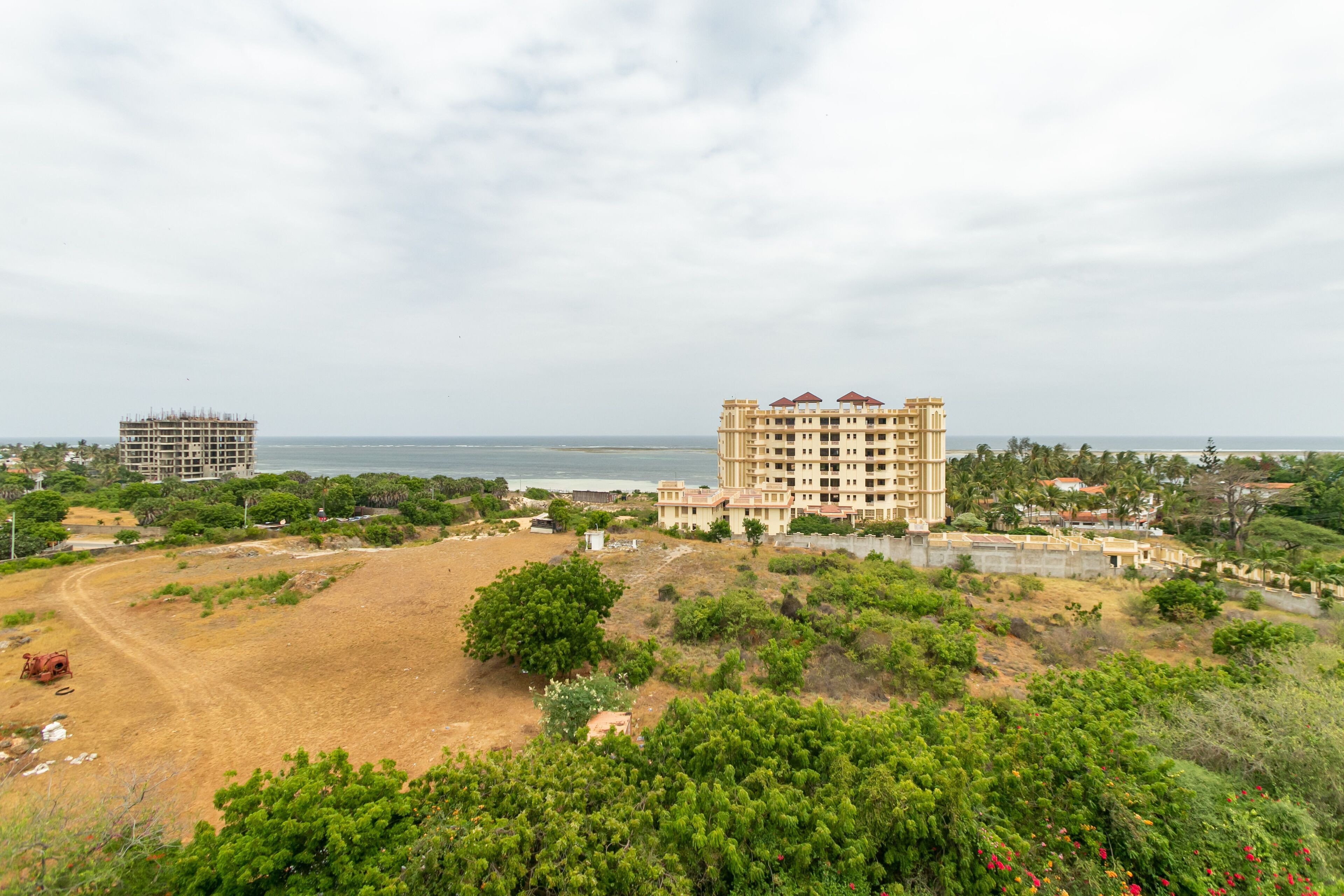 Sunrise Resort Apartments & Spa 4*
