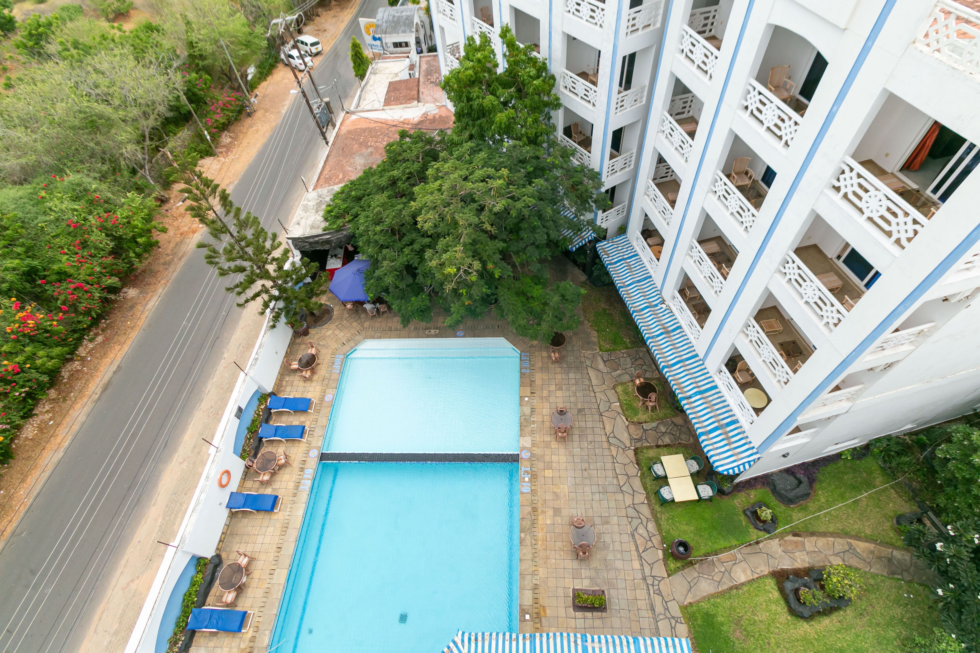 Sunrise Resort Apartments & Spa 4*