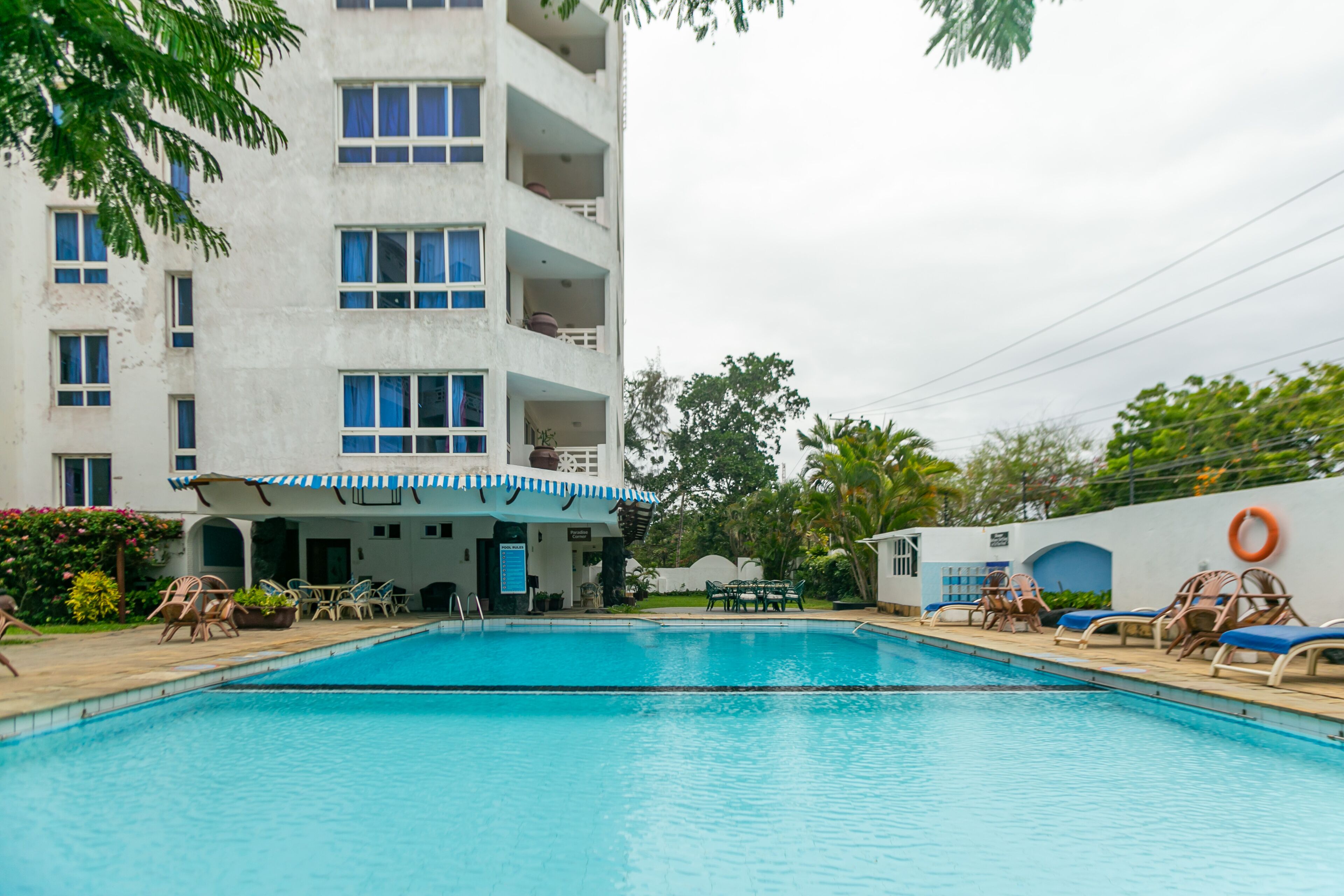 Sunrise Resort Apartments & Spa 4*
