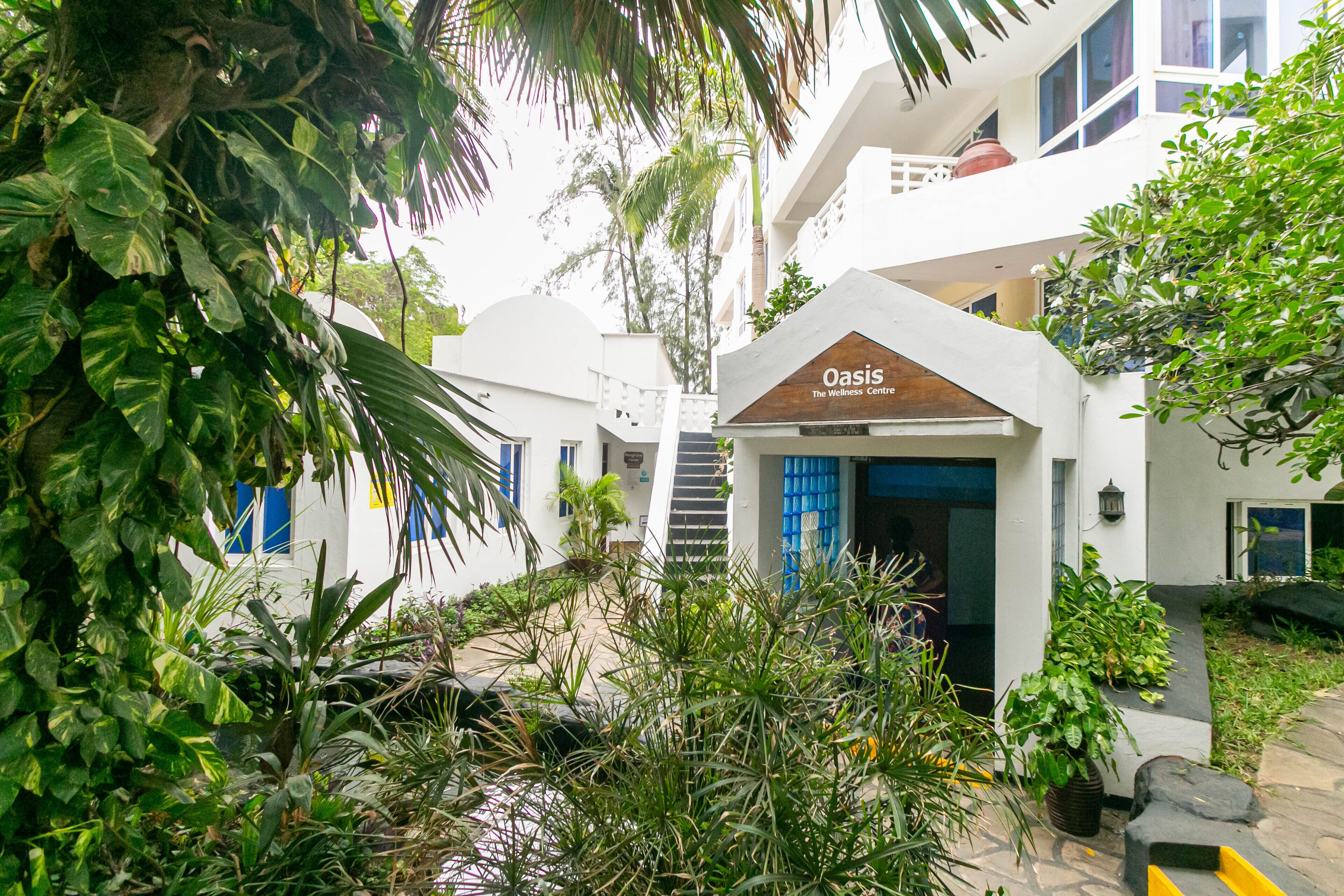Sunrise Resort Apartments & Spa 4*
