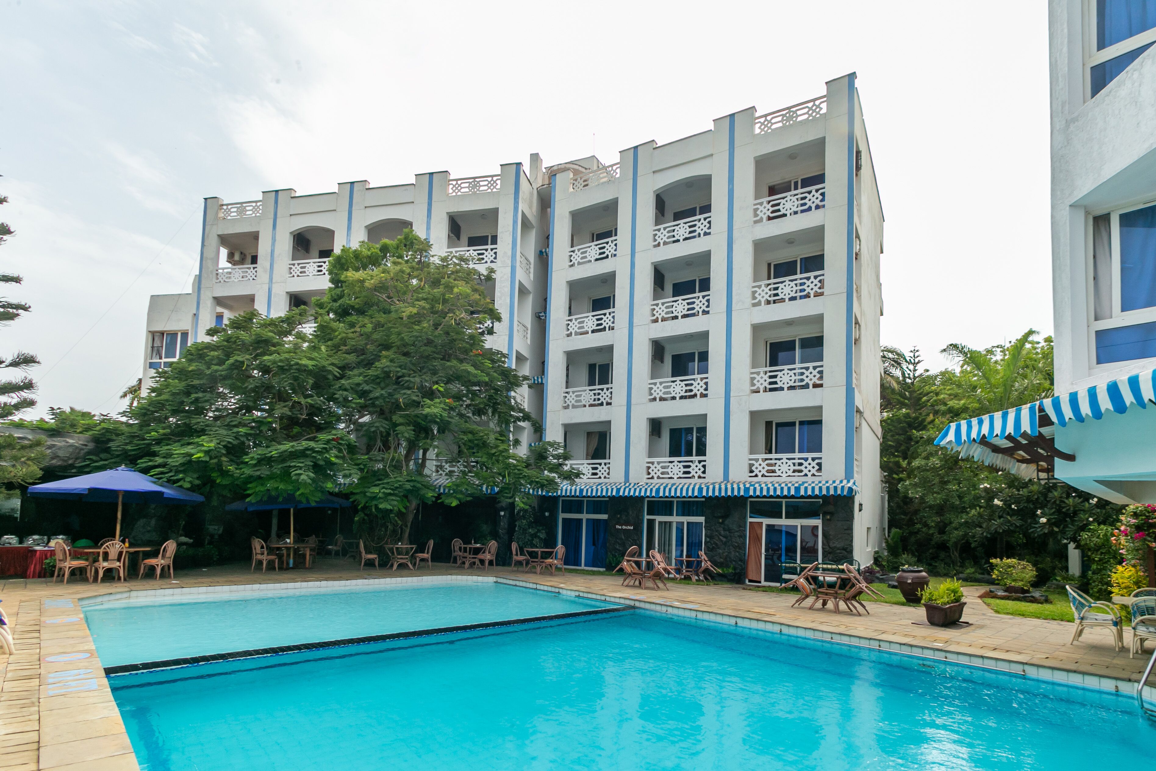 Sunrise Resort Apartments & Spa 4*