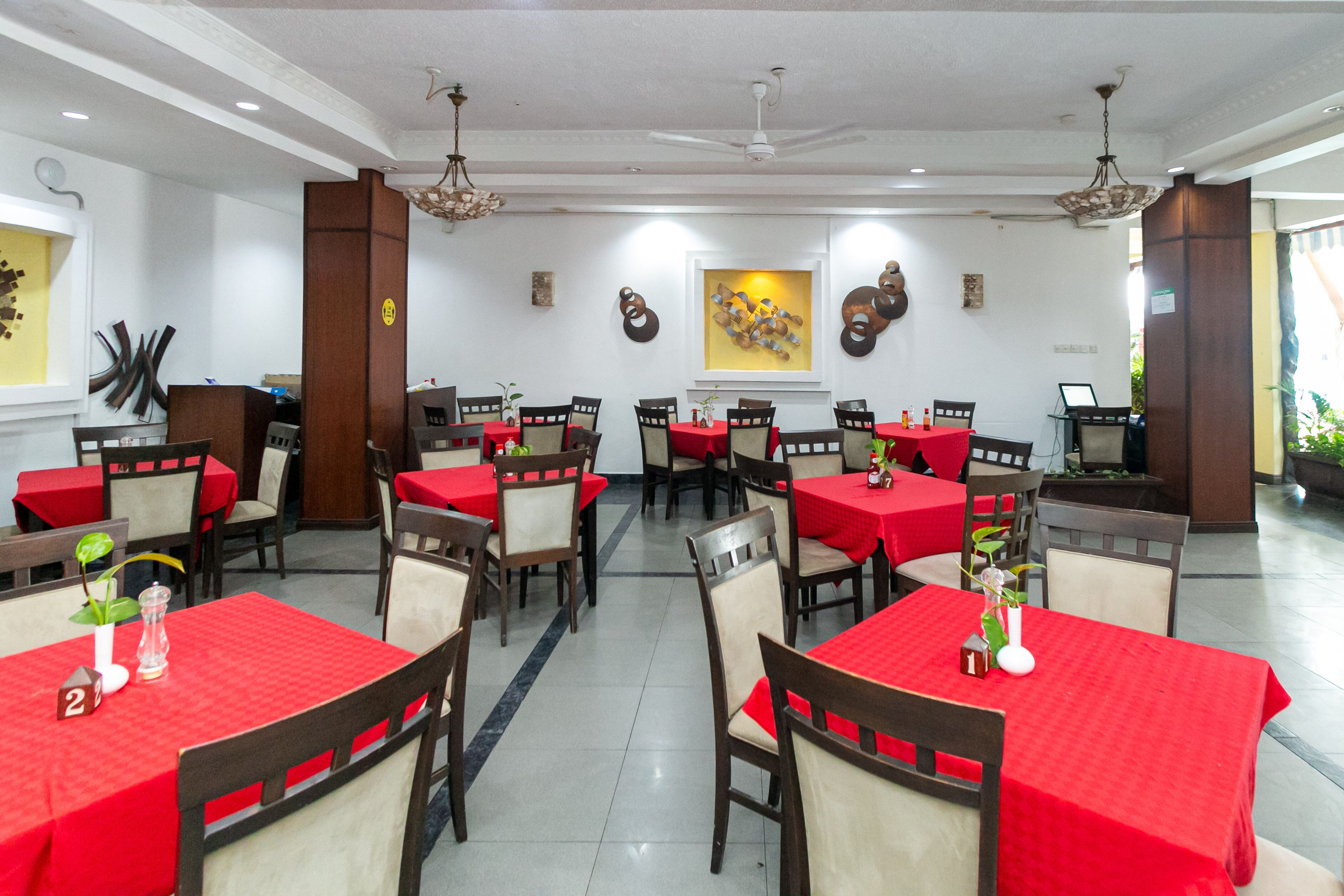 Sunrise Resort Apartments & Spa 4*