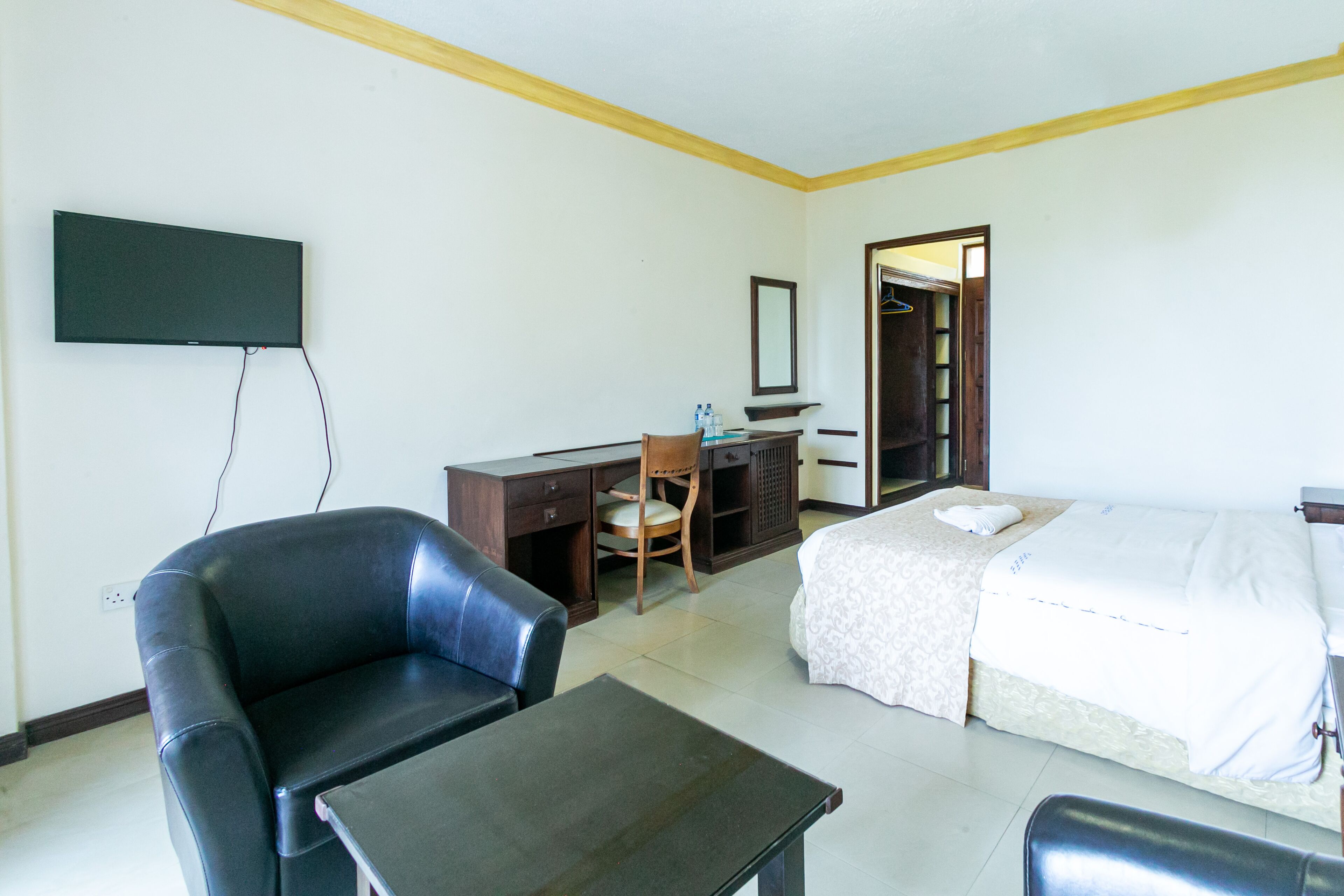 Sunrise Resort Apartments & Spa 4*