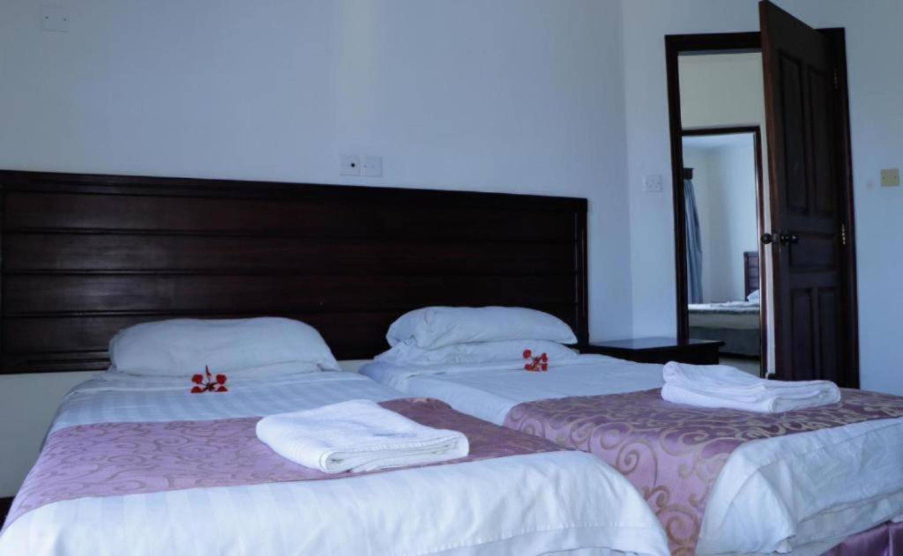 Sunrise Resort Apartments & Spa 4*