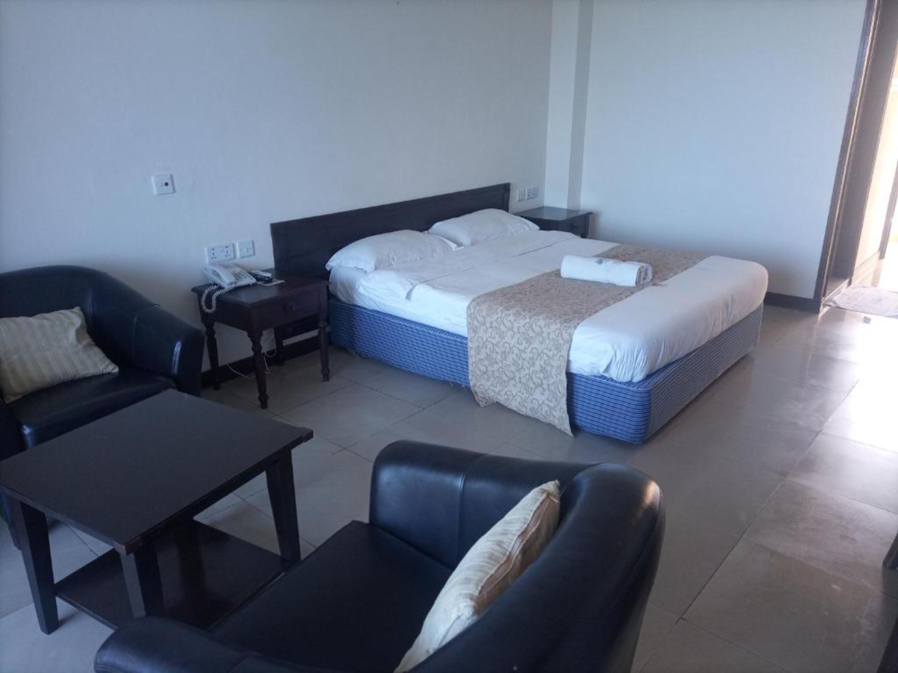Sunrise Resort Apartments & Spa 4*