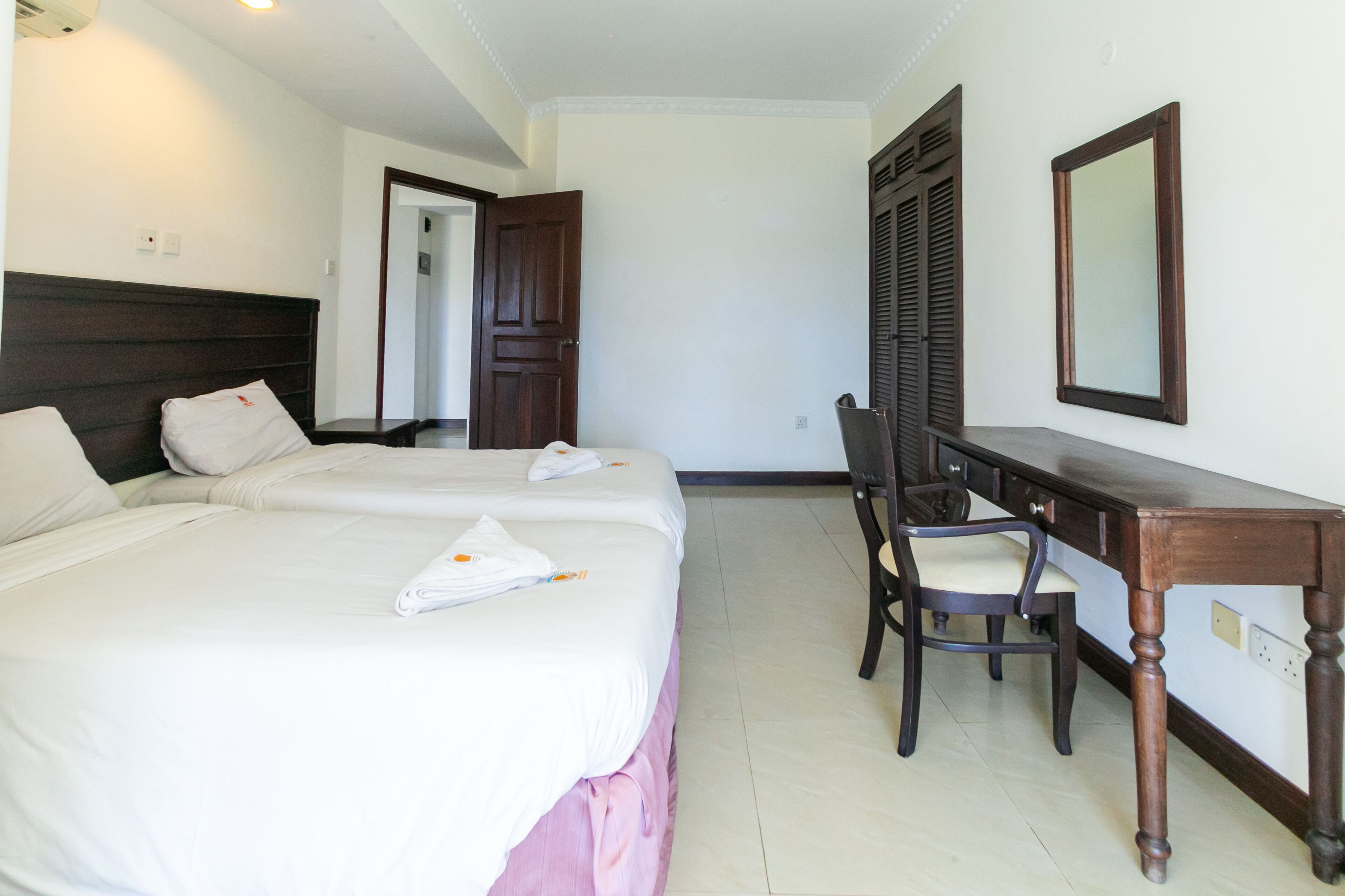 Sunrise Resort Apartments & Spa 4*