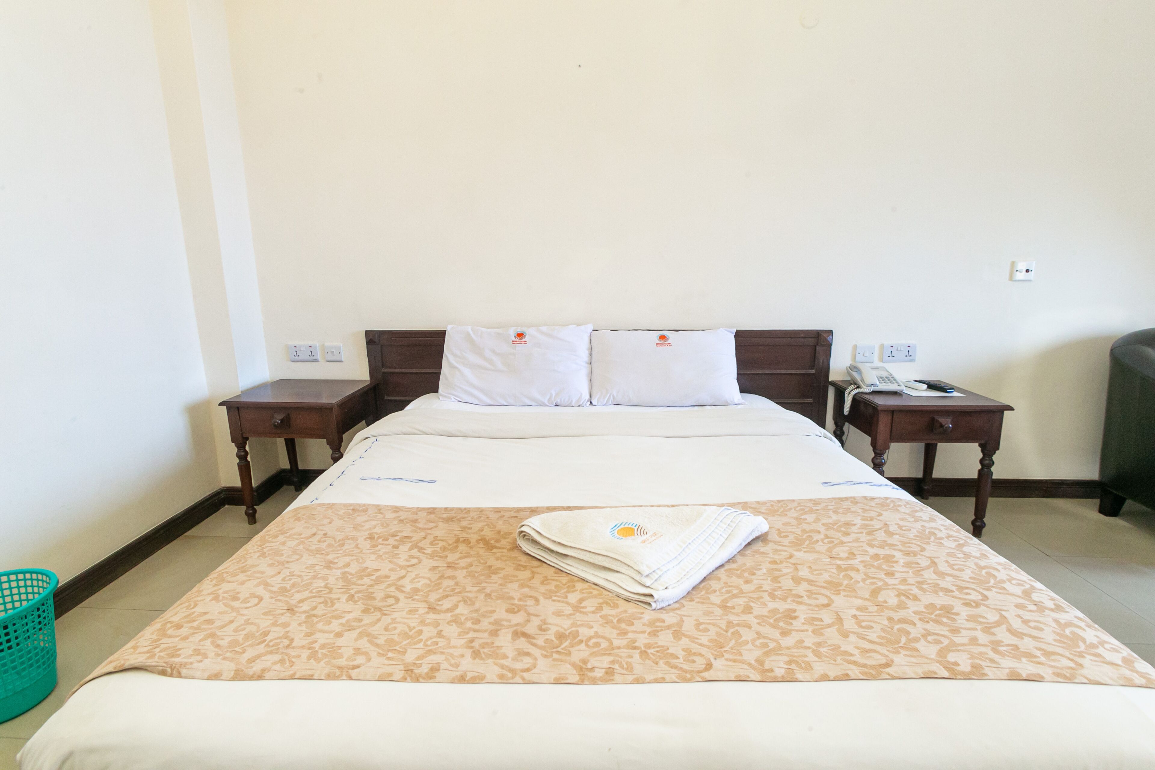 Sunrise Resort Apartments & Spa 4*