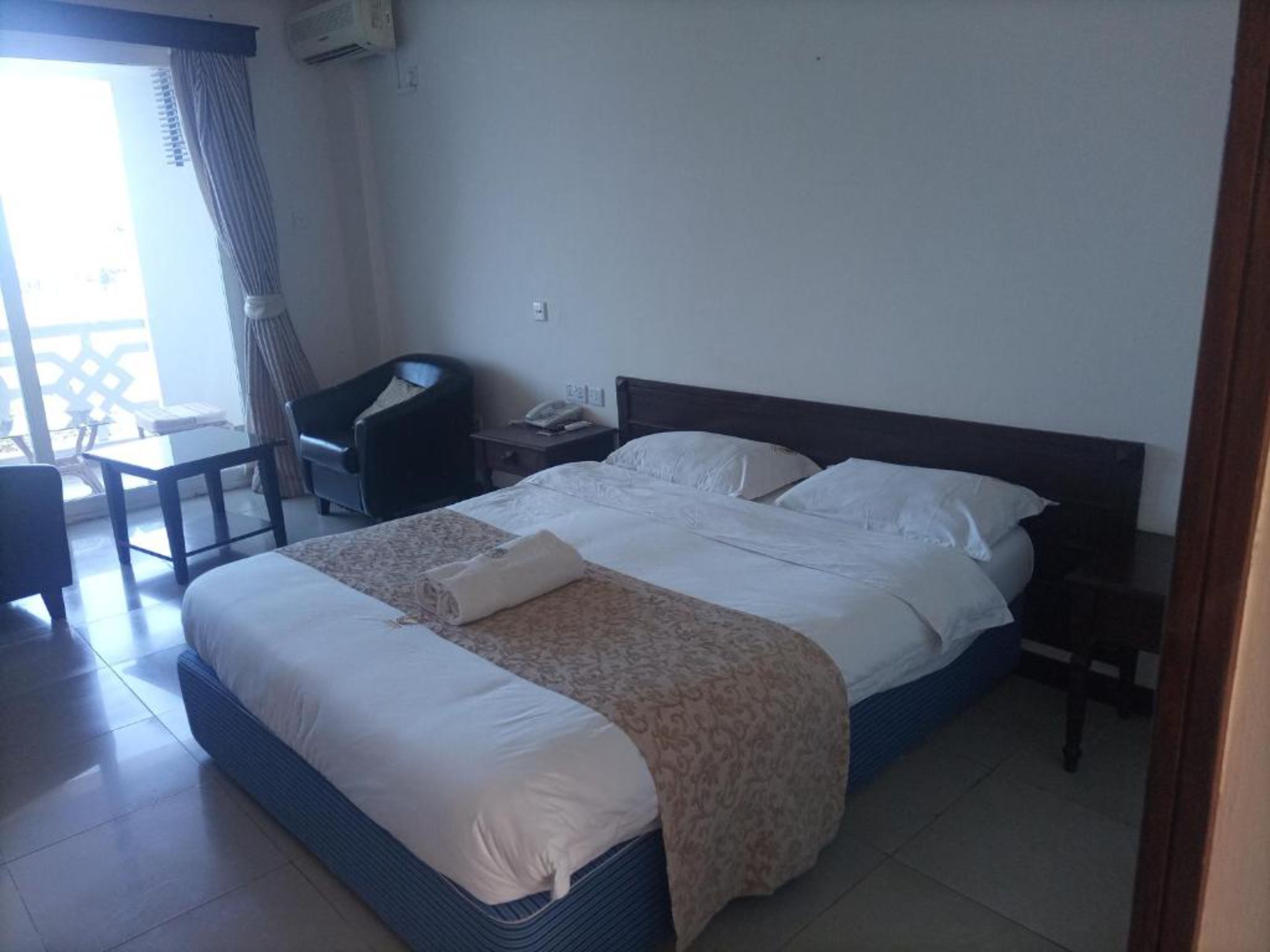Sunrise Resort Apartments & Spa 4*
