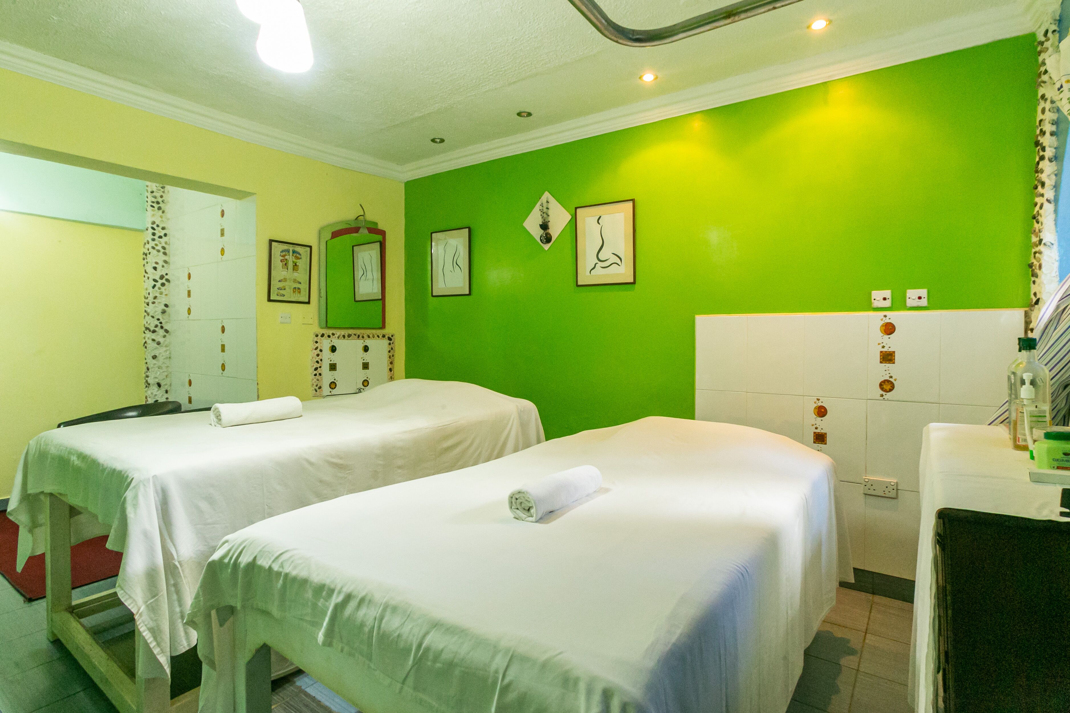 Sunrise Resort Apartments & Spa 4*