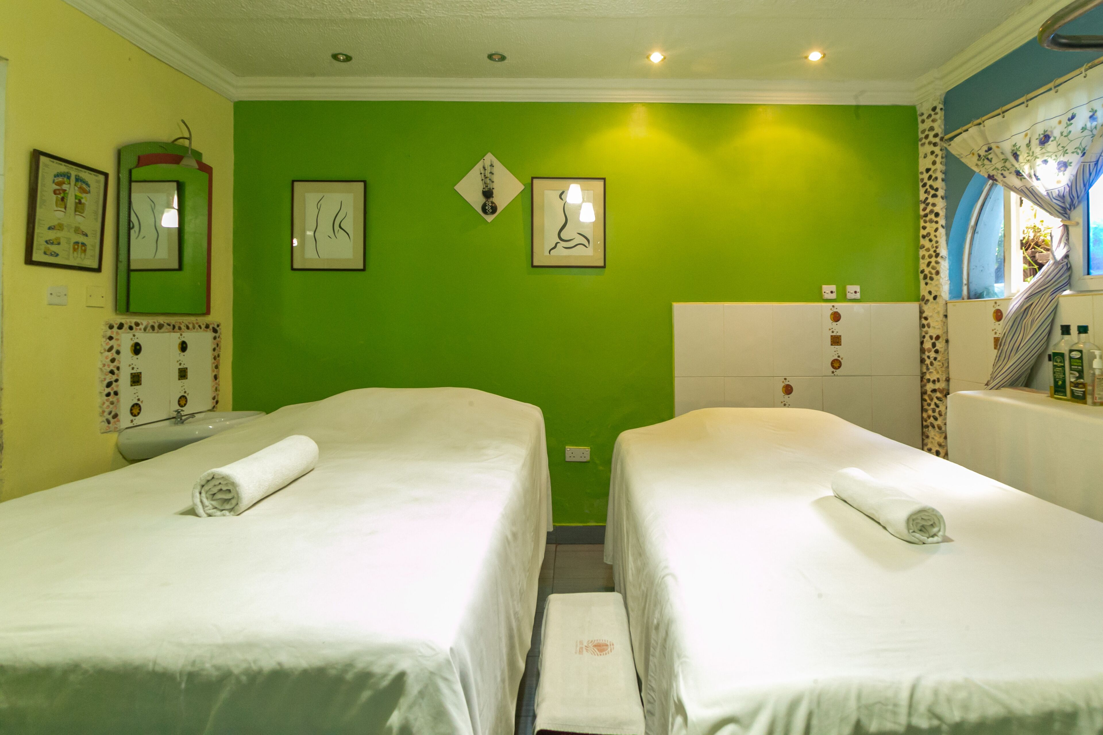 Sunrise Resort Apartments & Spa 4*